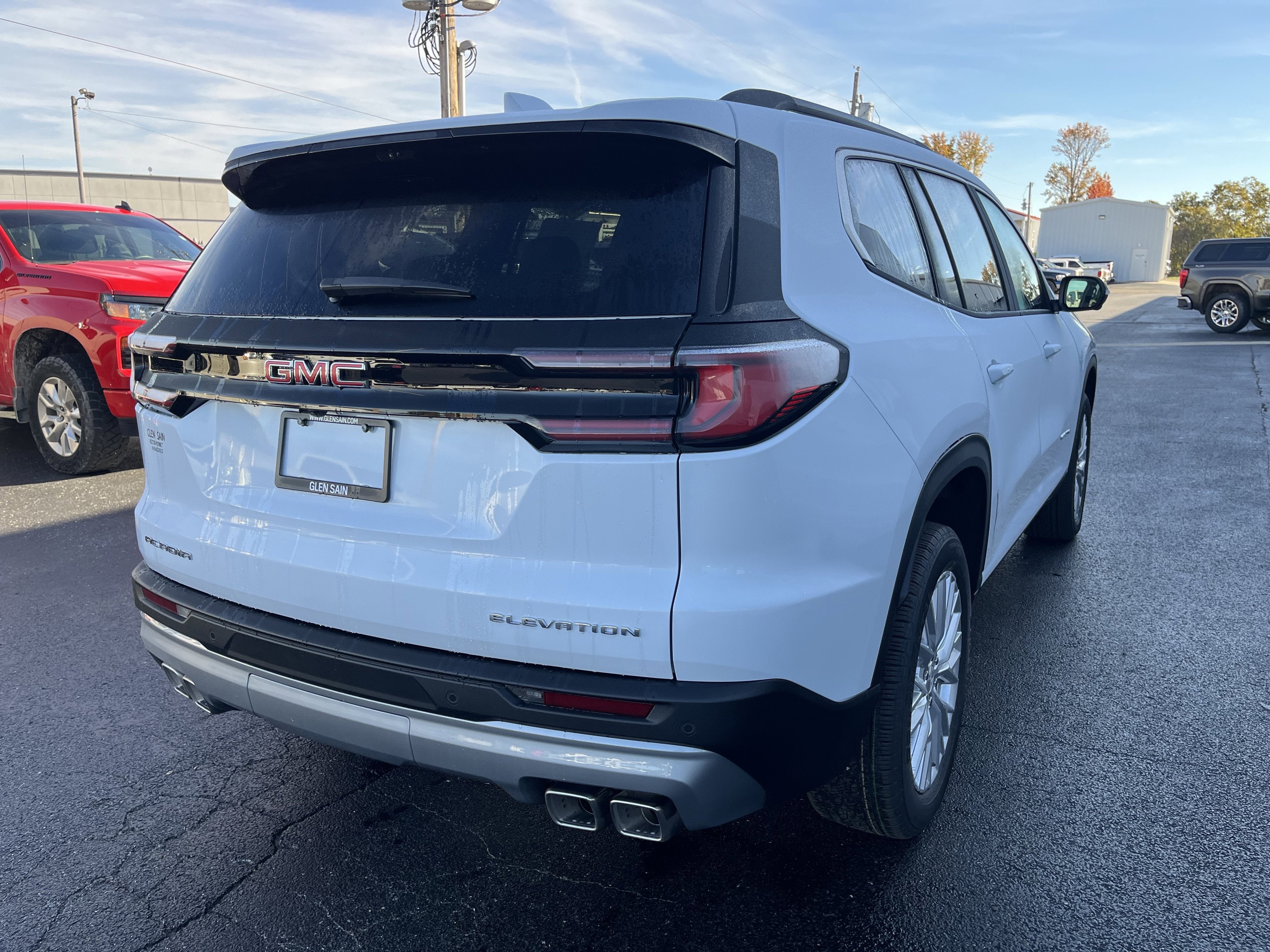 2026 GMC Acadia Elevation