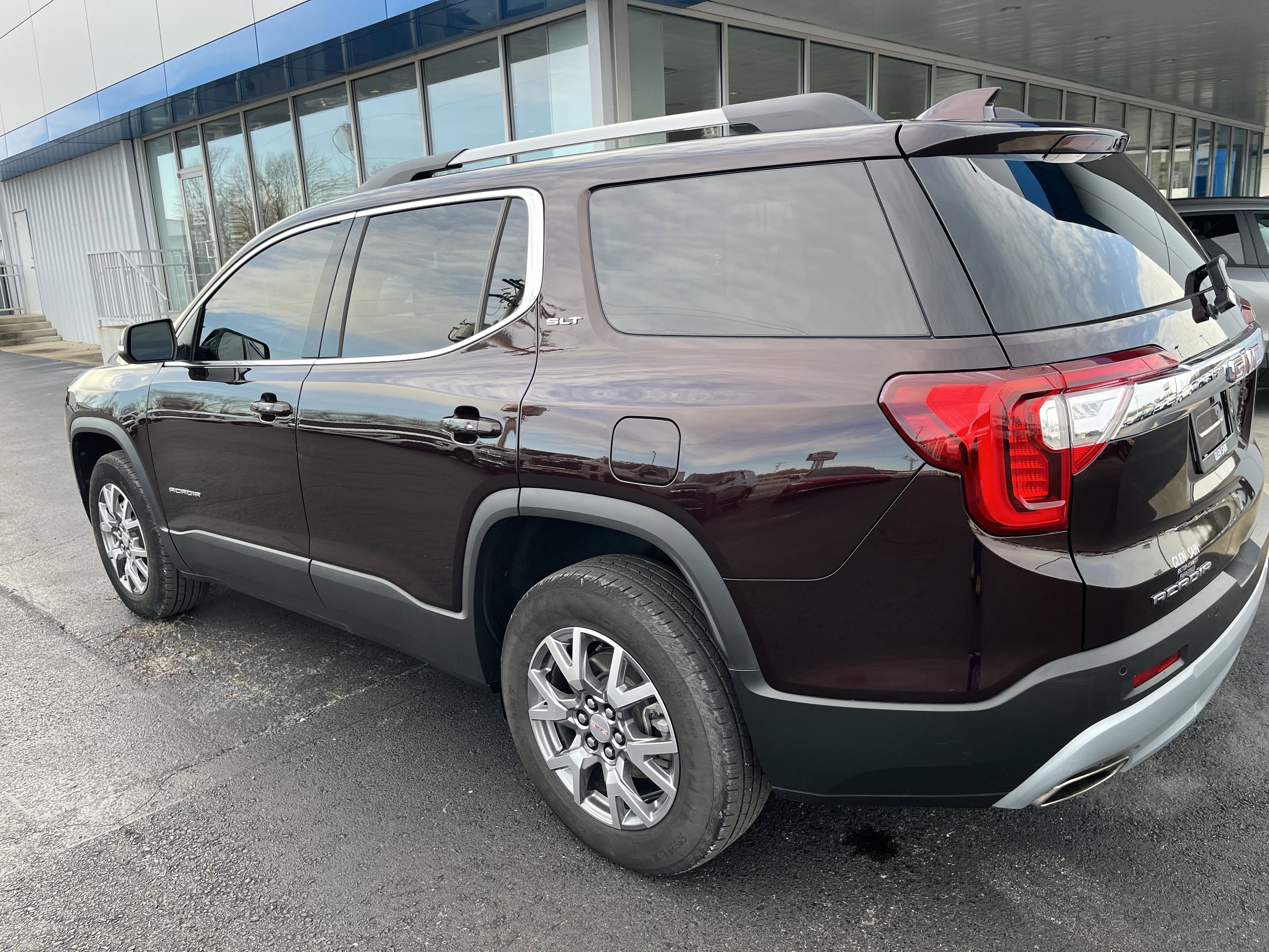 2021 GMC Acadia SLT
