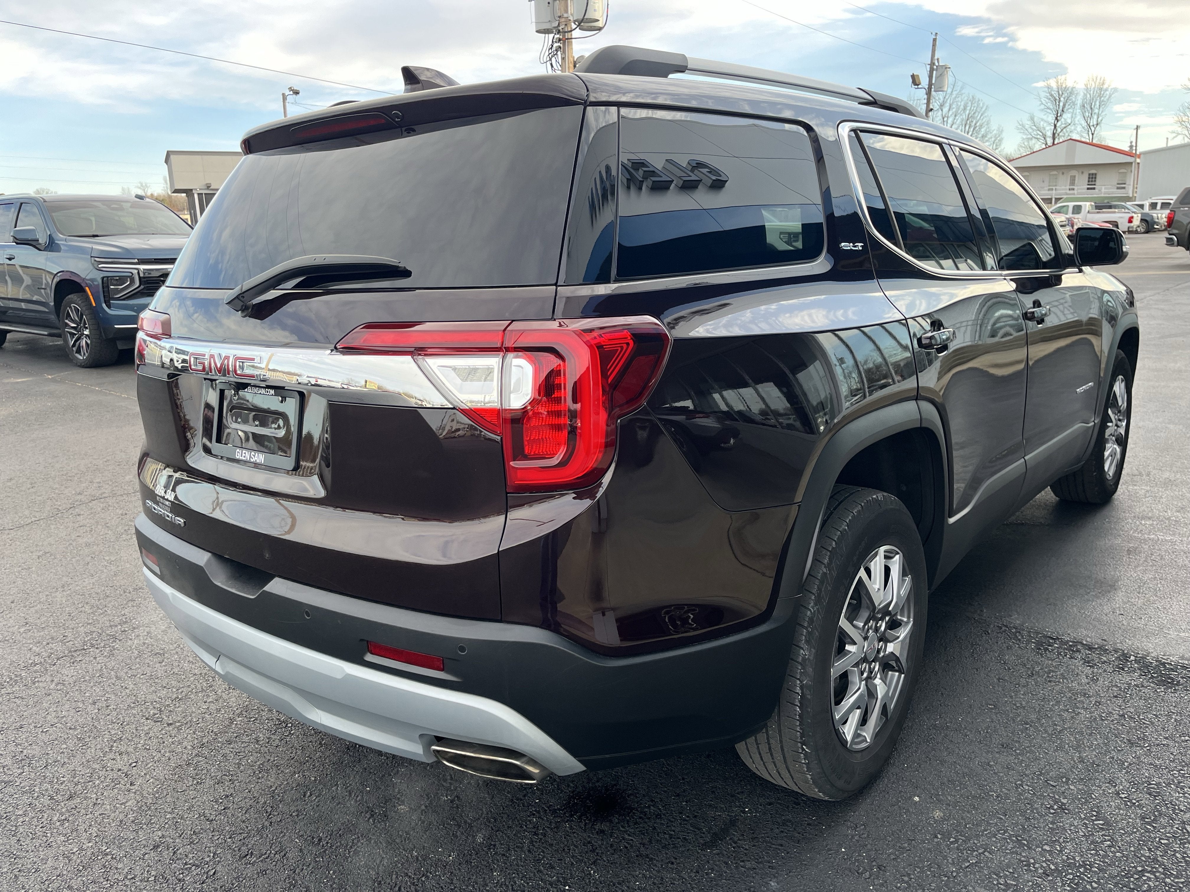 2021 GMC Acadia SLT