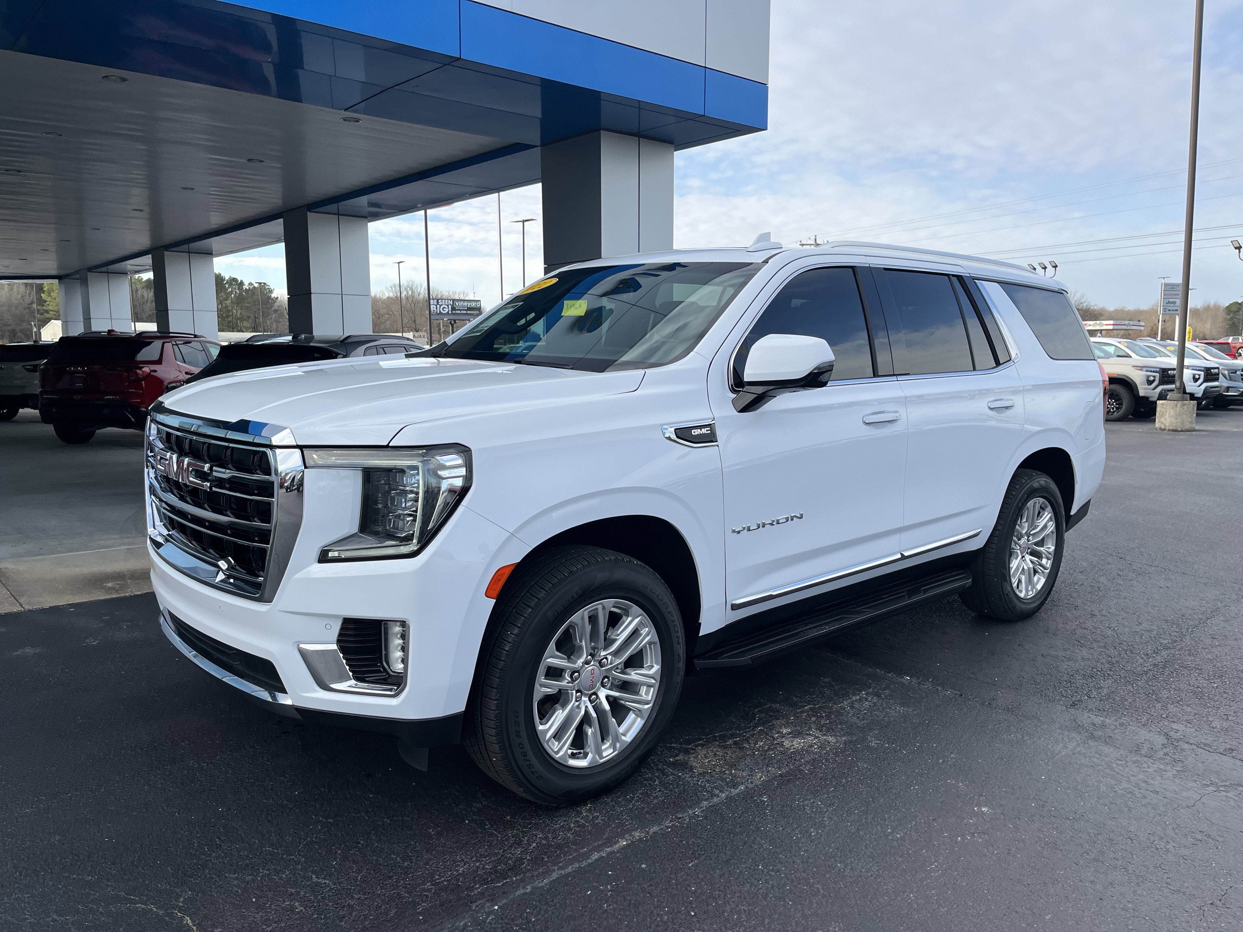 2022 GMC Yukon SLT