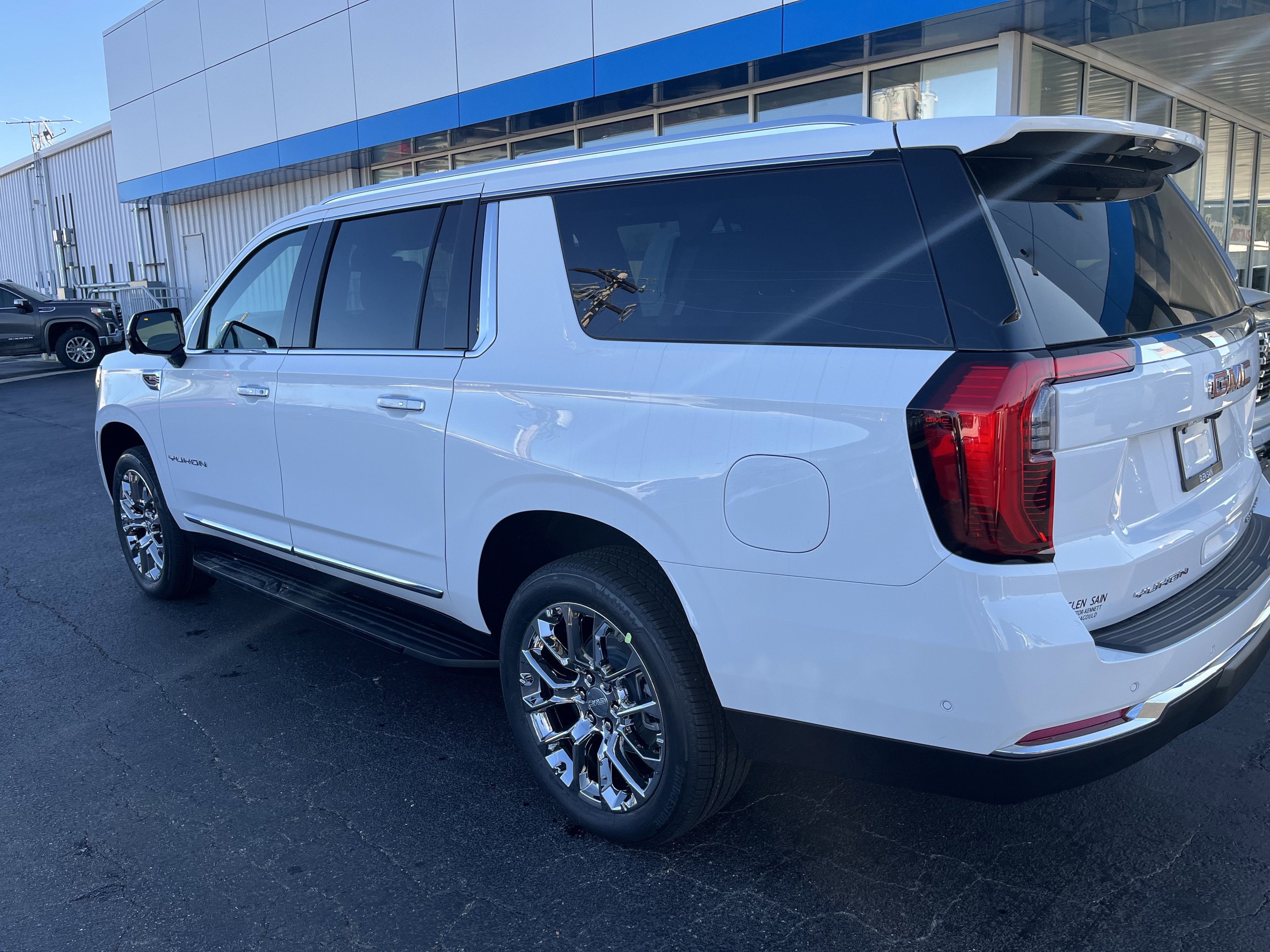 2026 GMC Yukon XL Elevation