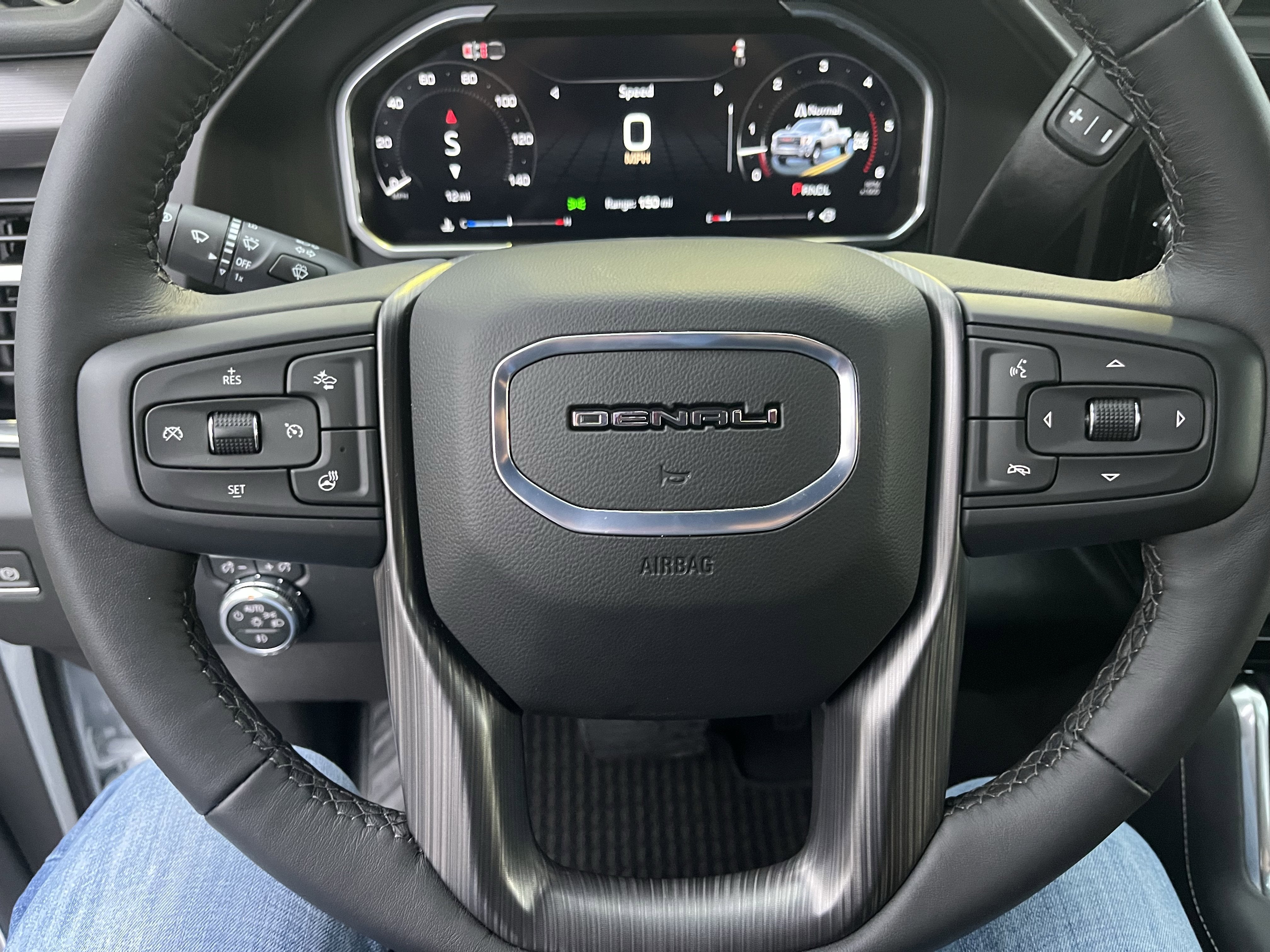 2026 GMC Sierra 3500 HD Denali Ultimate DRW