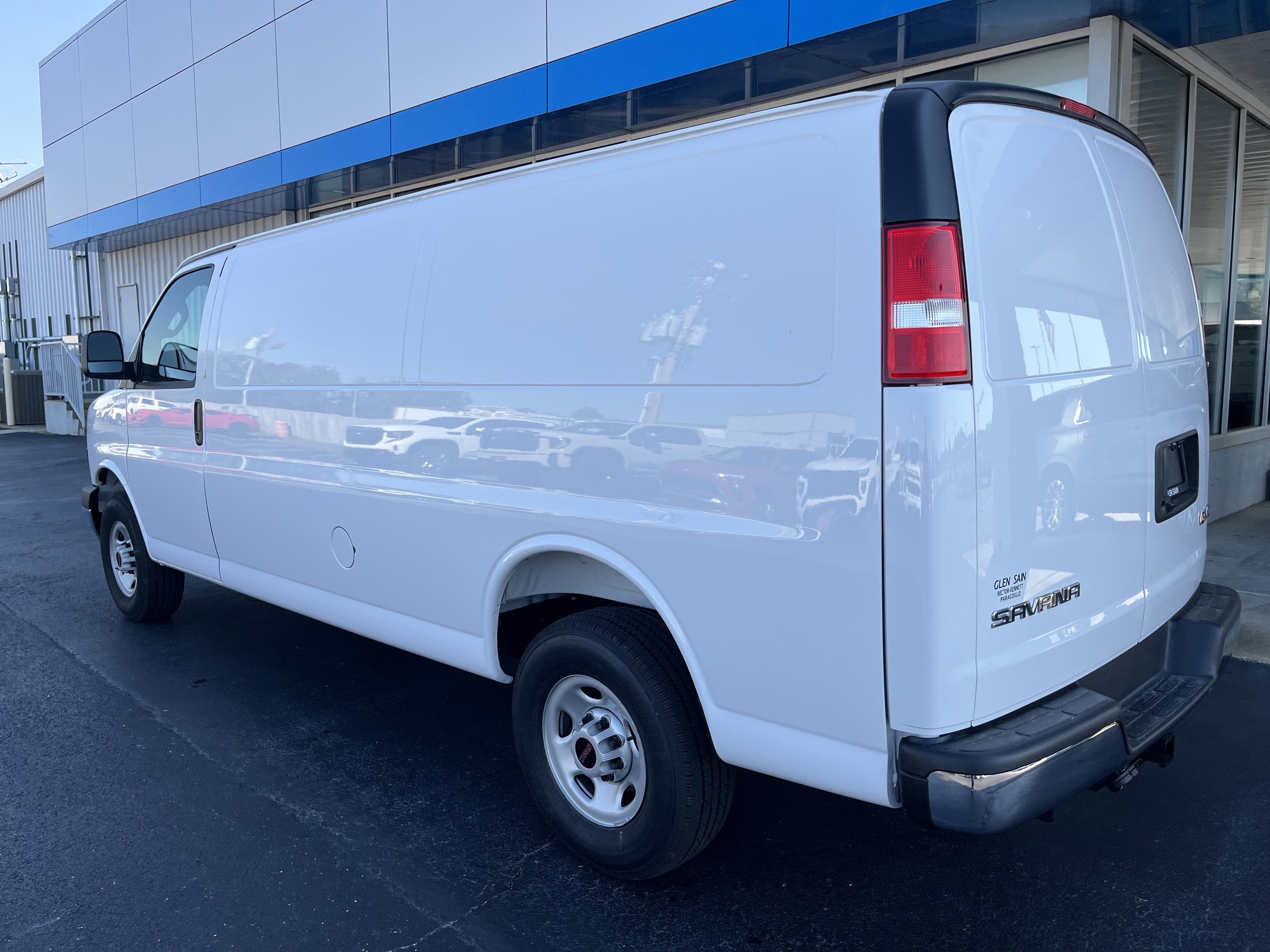 2025 GMC Savana Cargo 2500 Work Van