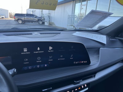 2025 Cadillac XT4 Premium Luxury