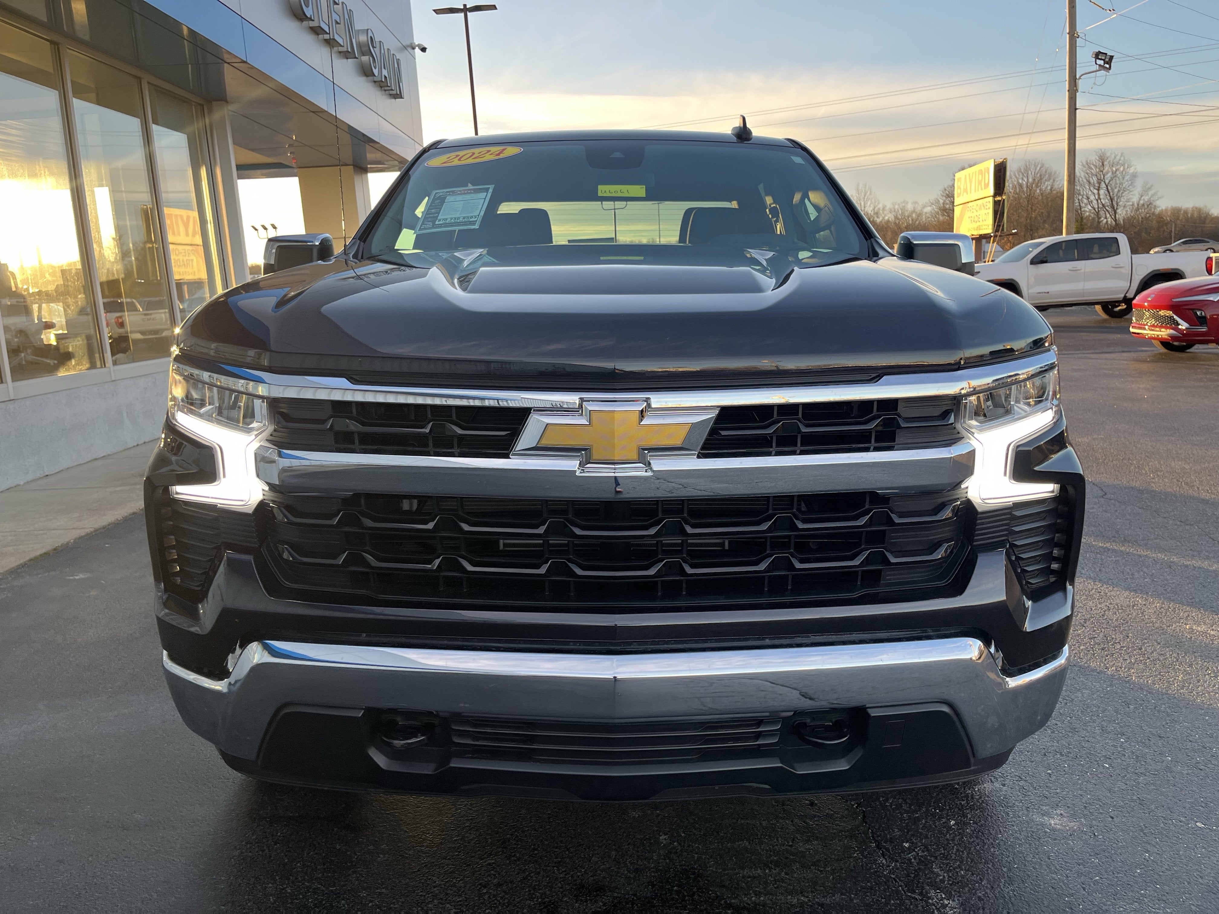 2024 Chevrolet Silverado 1500 LT (2FL)
