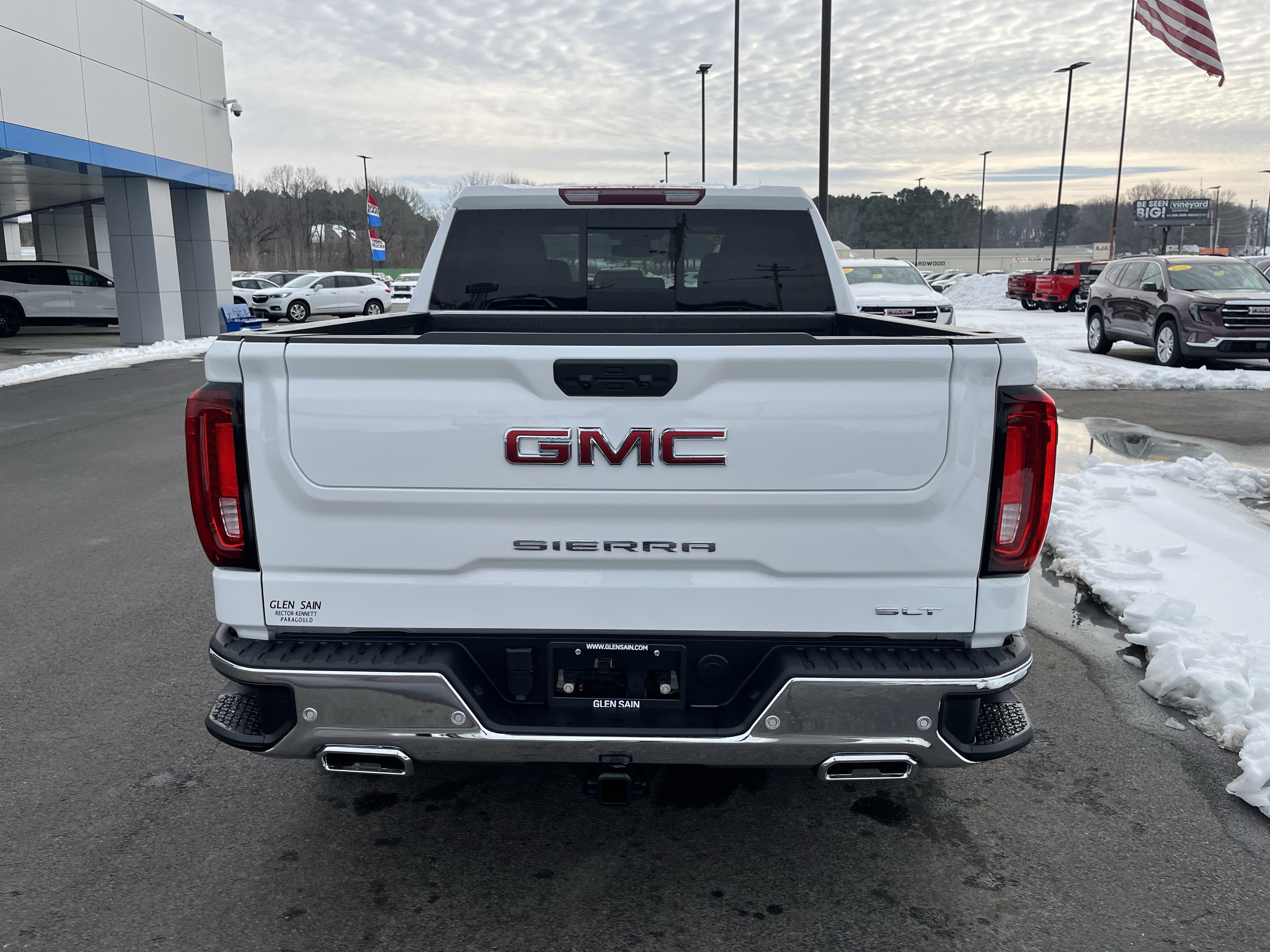 2026 GMC Sierra 1500 SLT