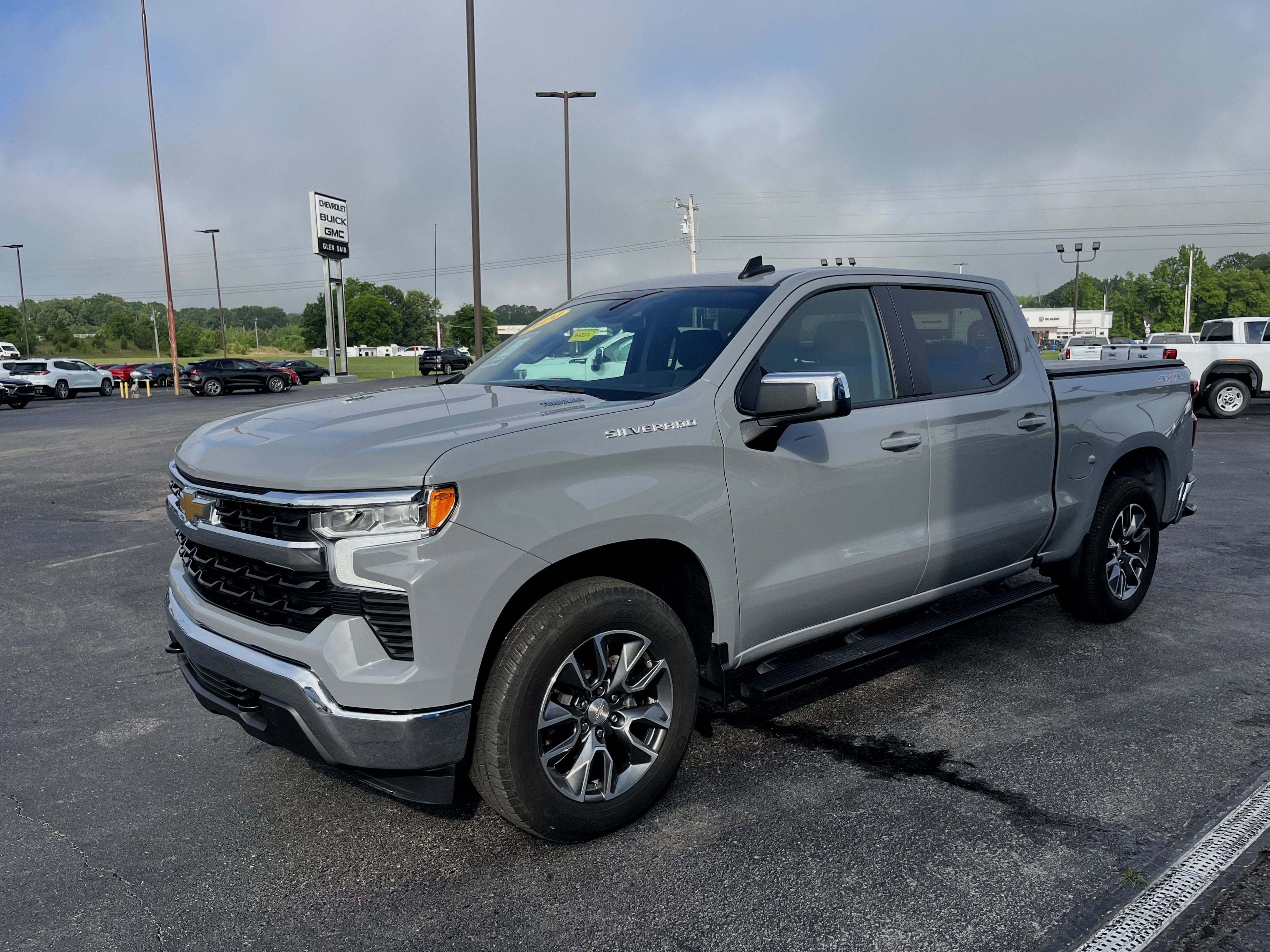2024 Chevrolet Silverado 1500 LT (2FL)
