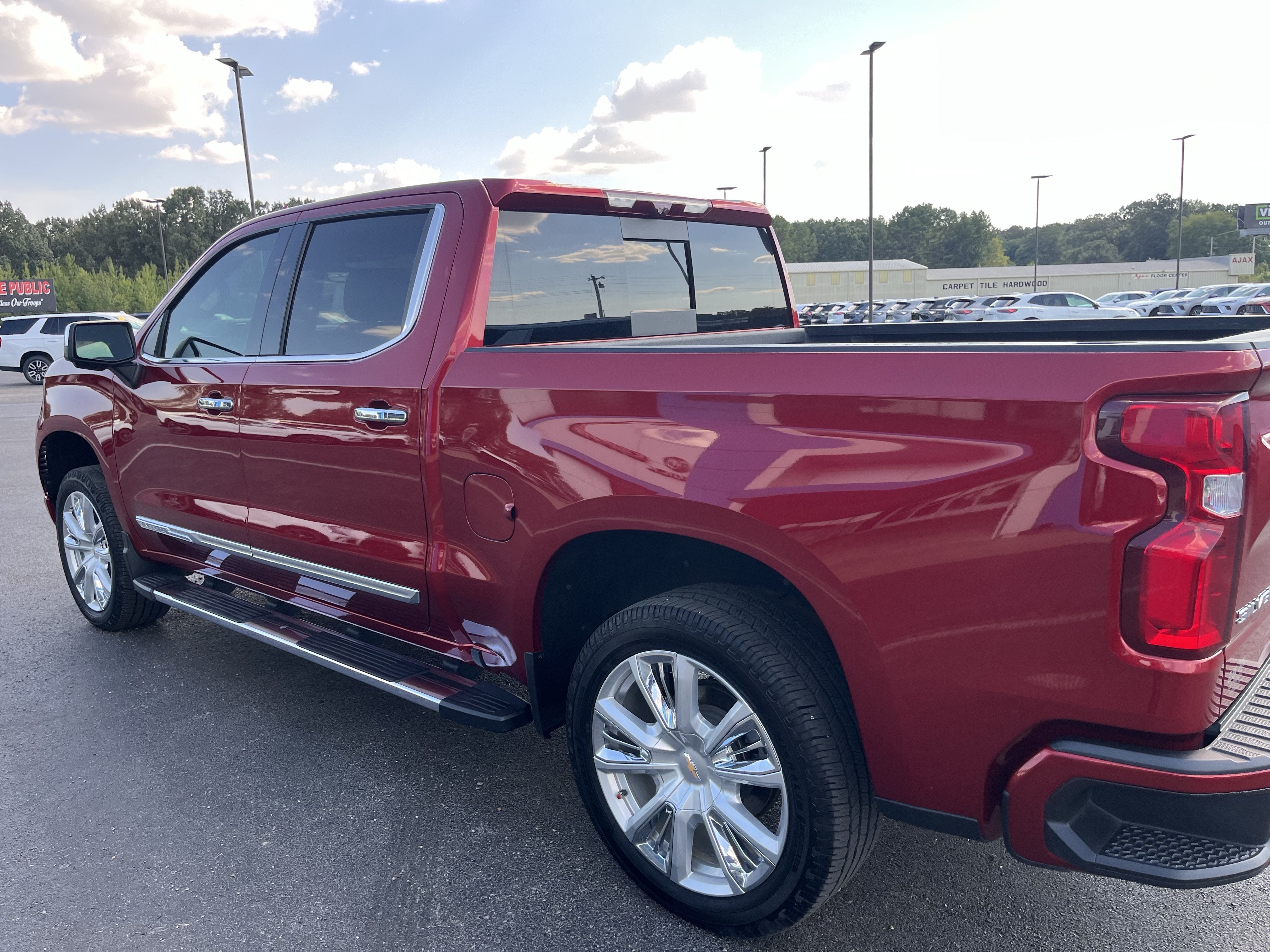 2024 Chevrolet Silverado 1500 High Country - Photo 8