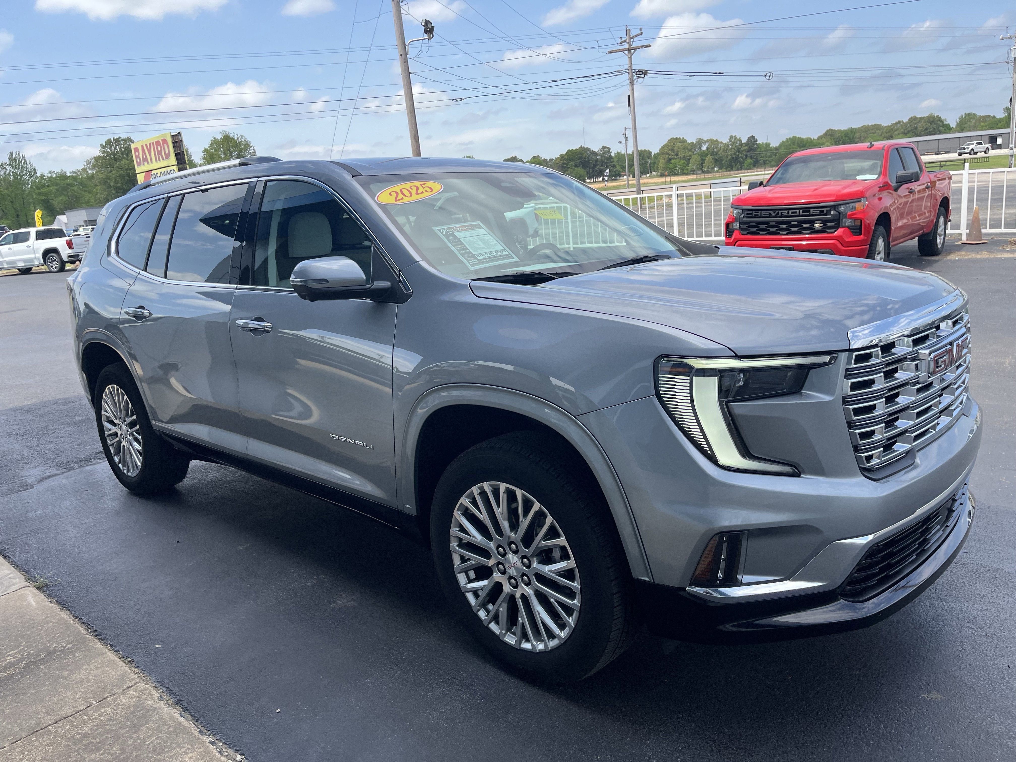 2025 GMC Acadia Denali