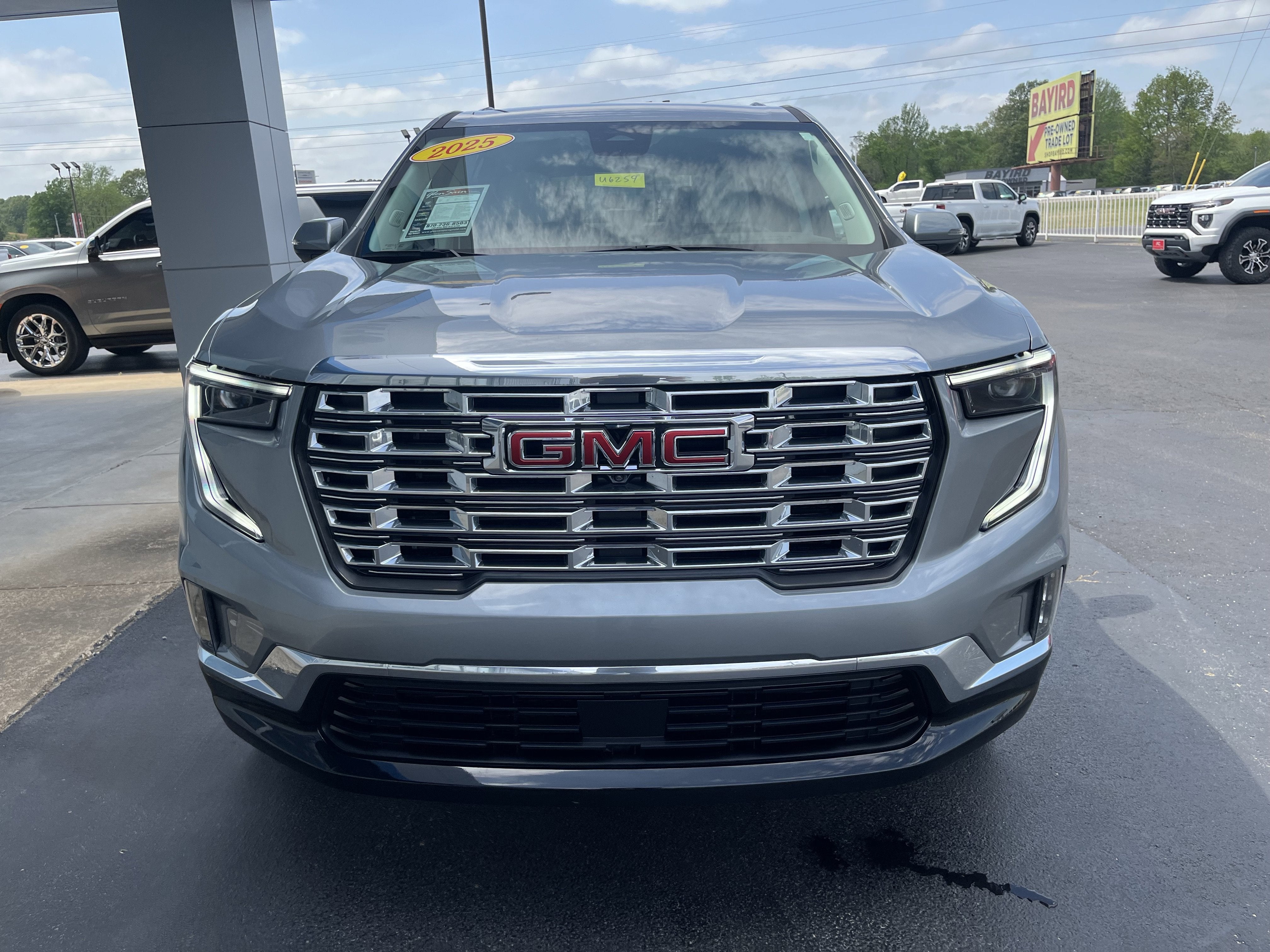 2025 GMC Acadia Denali