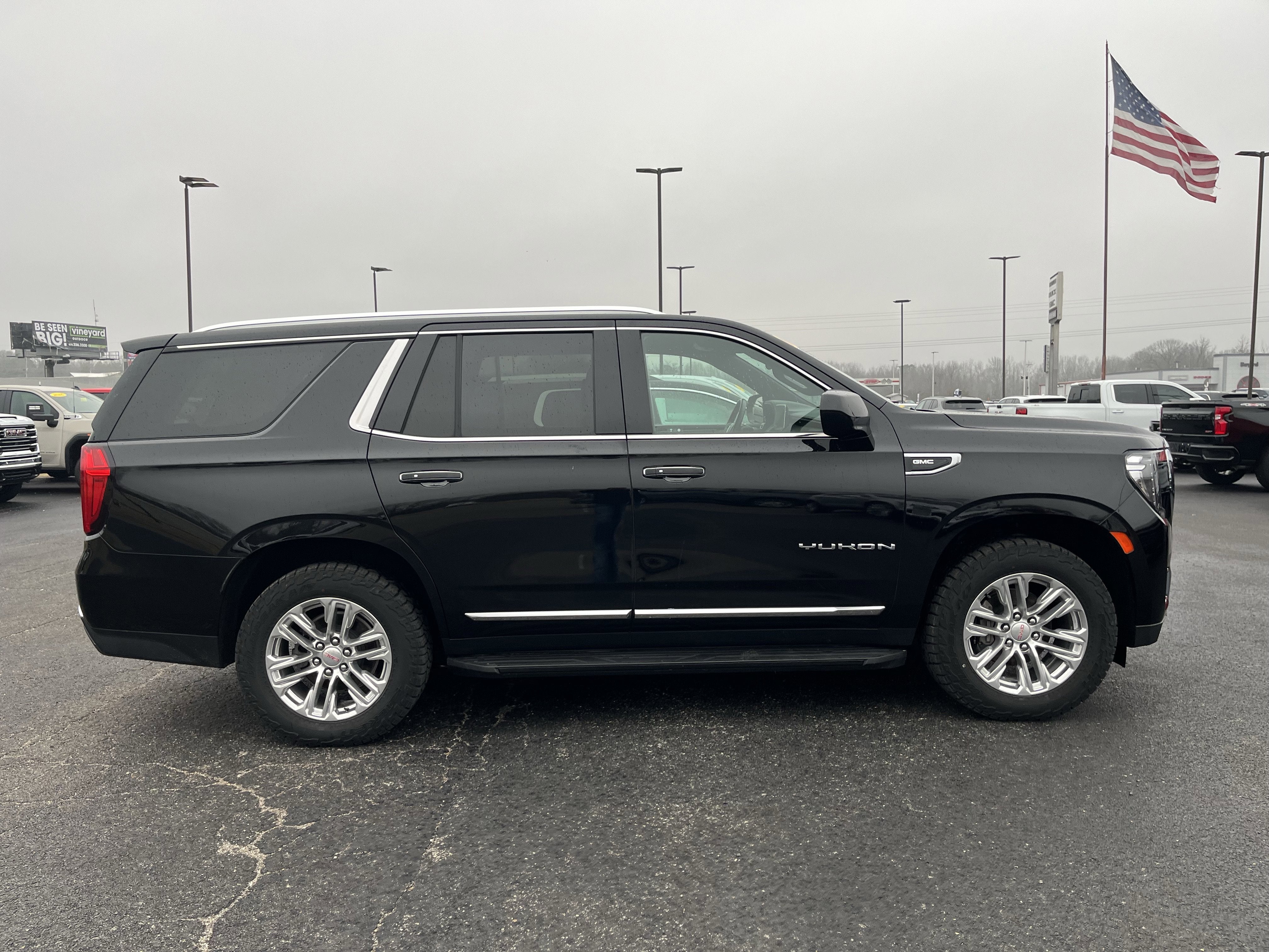 2021 GMC Yukon SLT