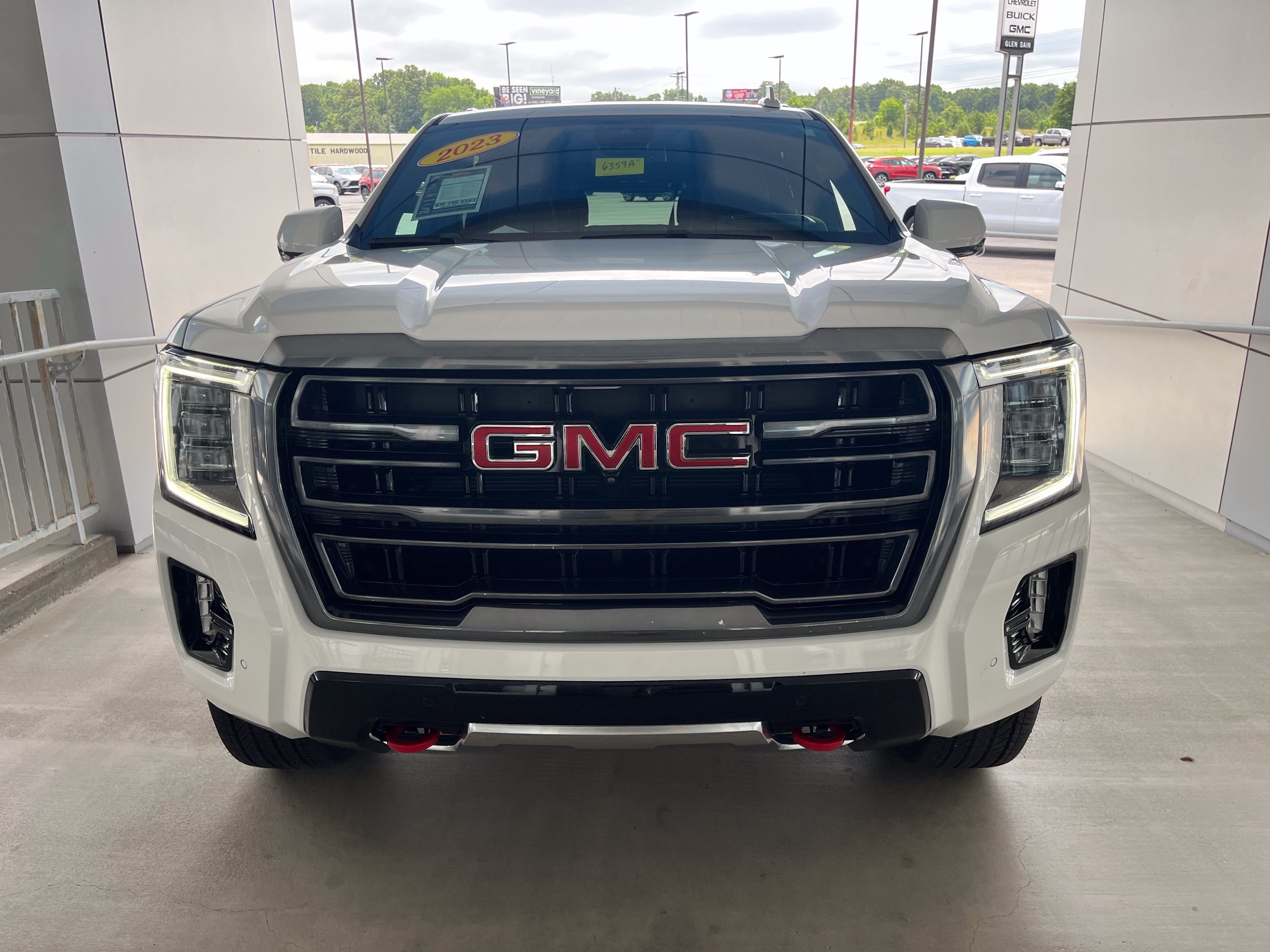 2023 GMC Yukon AT4