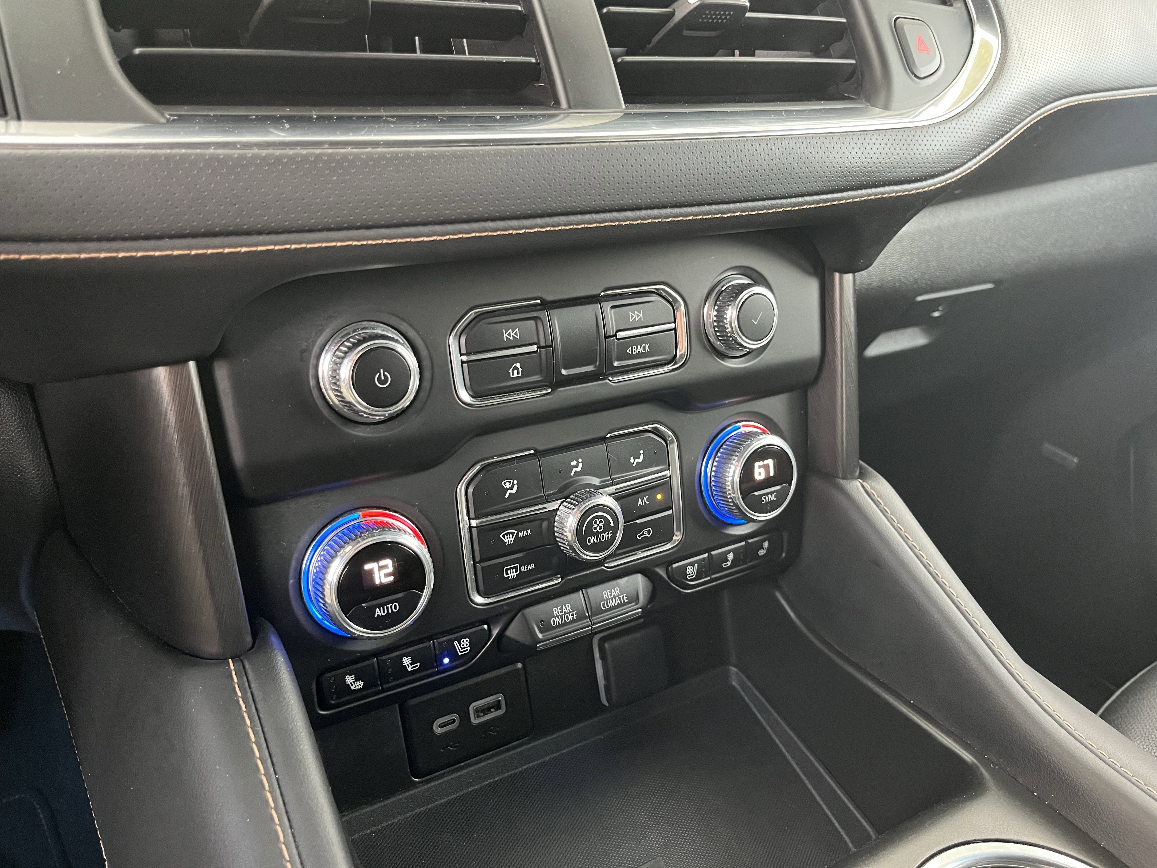 2023 GMC Yukon AT4
