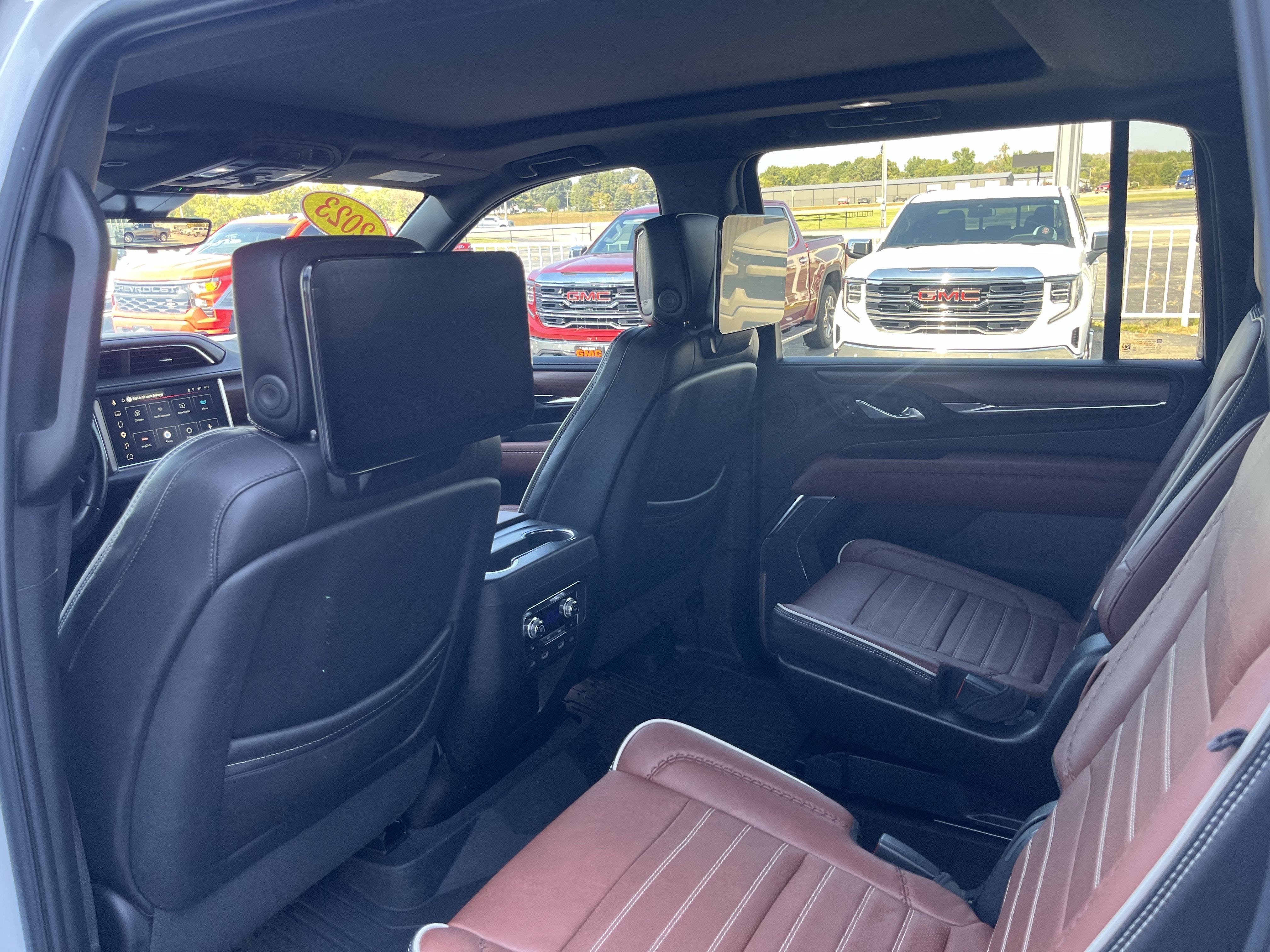2023 GMC Yukon XL Denali Ultimate