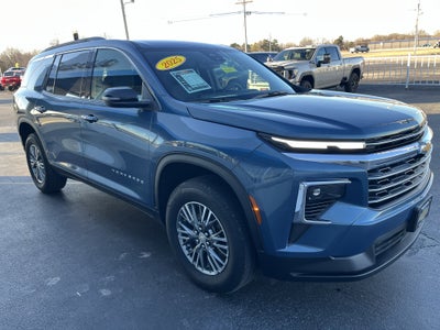 2025 Chevrolet Traverse LT