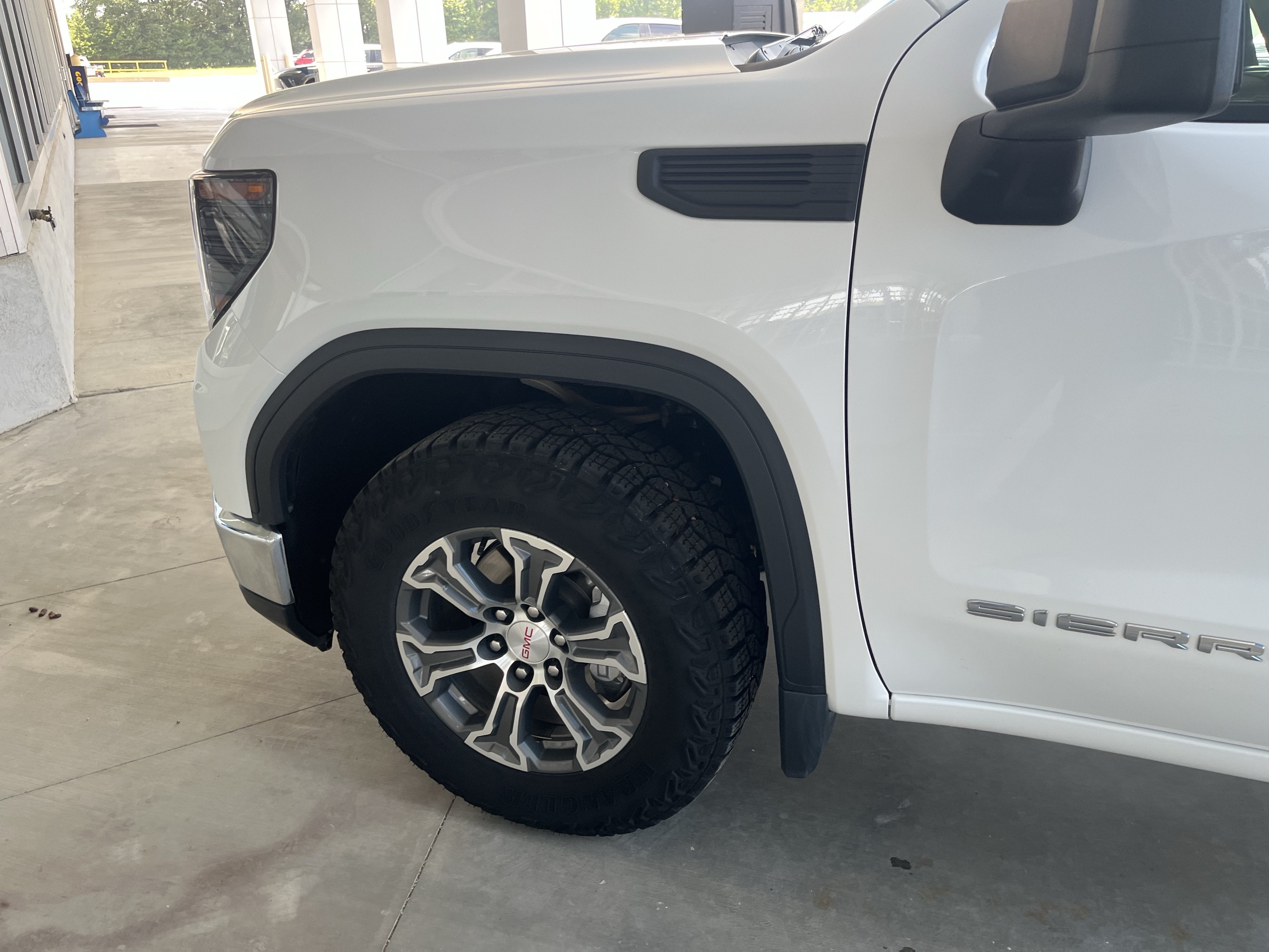 2023 GMC Sierra 1500 Pro