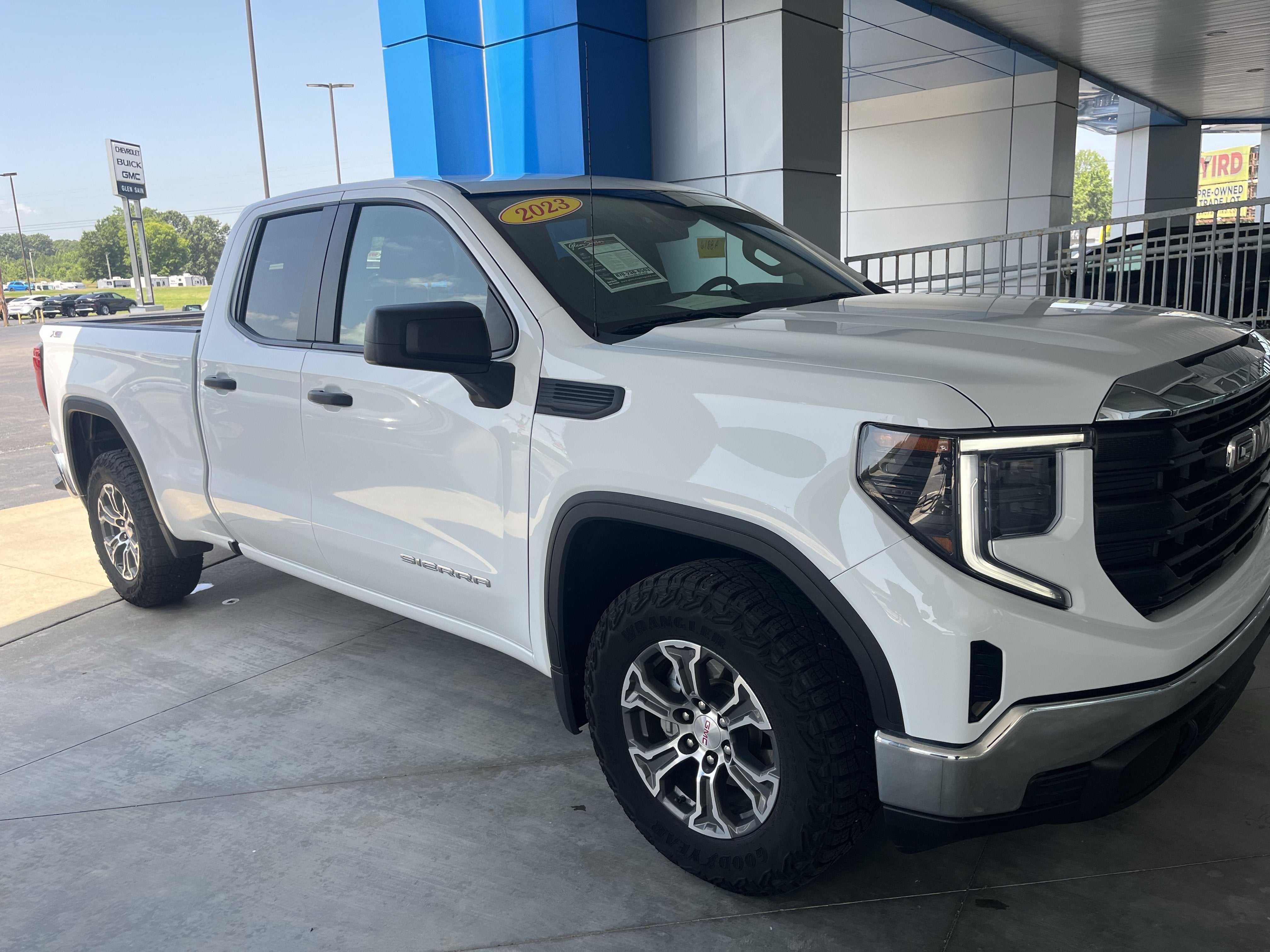 2023 GMC Sierra 1500 Pro