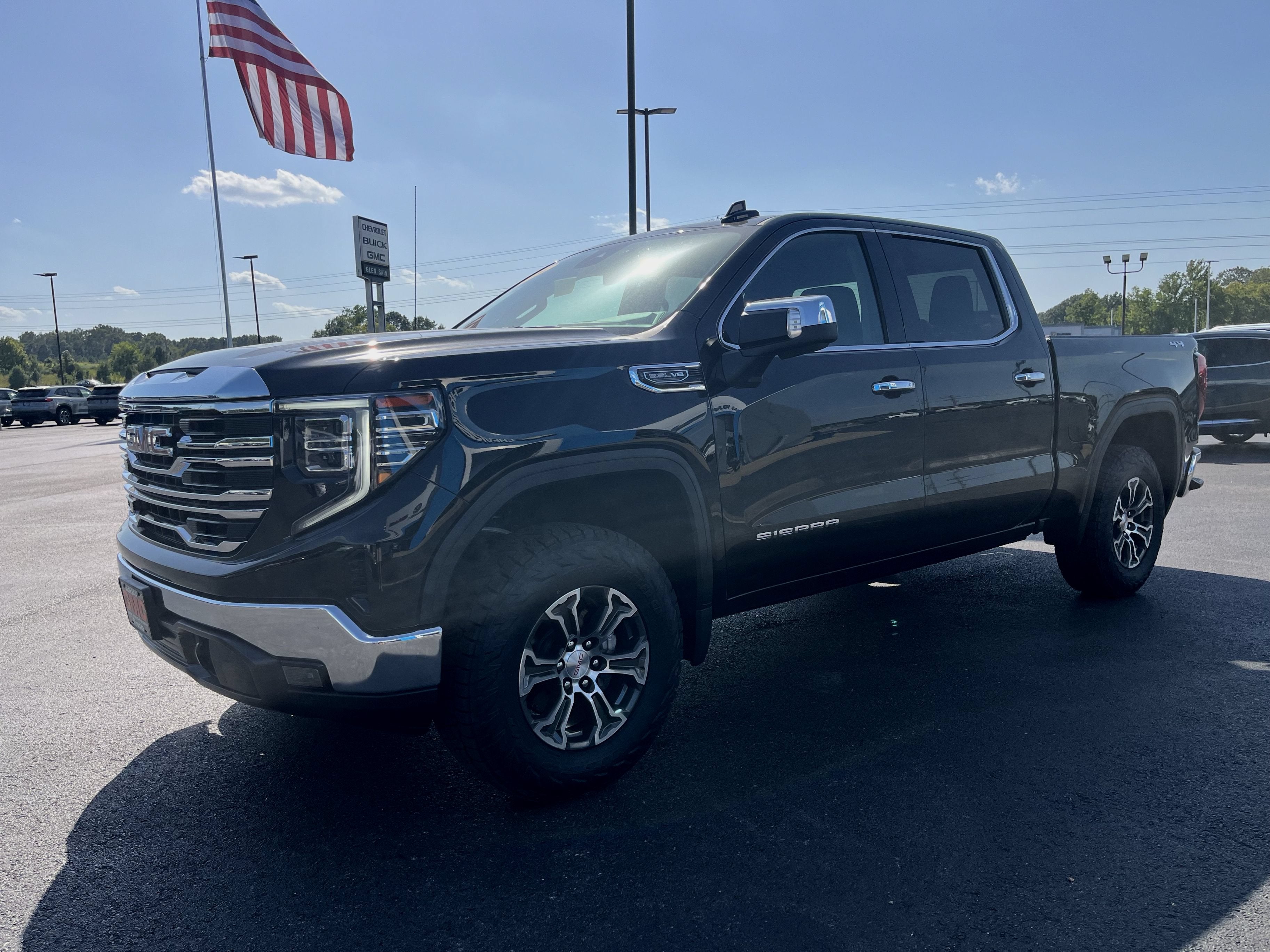 2025 GMC Sierra 1500 SLT