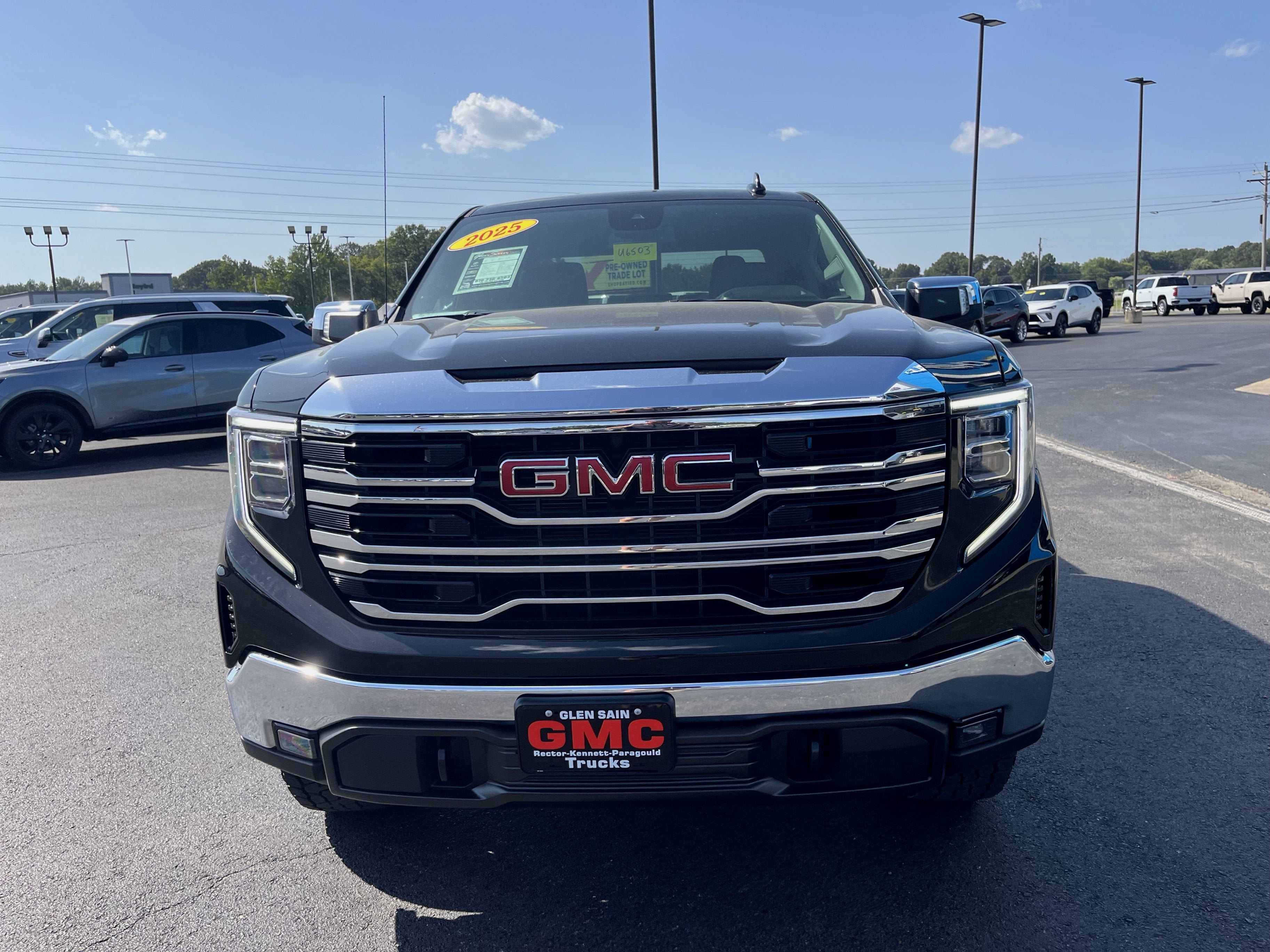 2025 GMC Sierra 1500 SLT