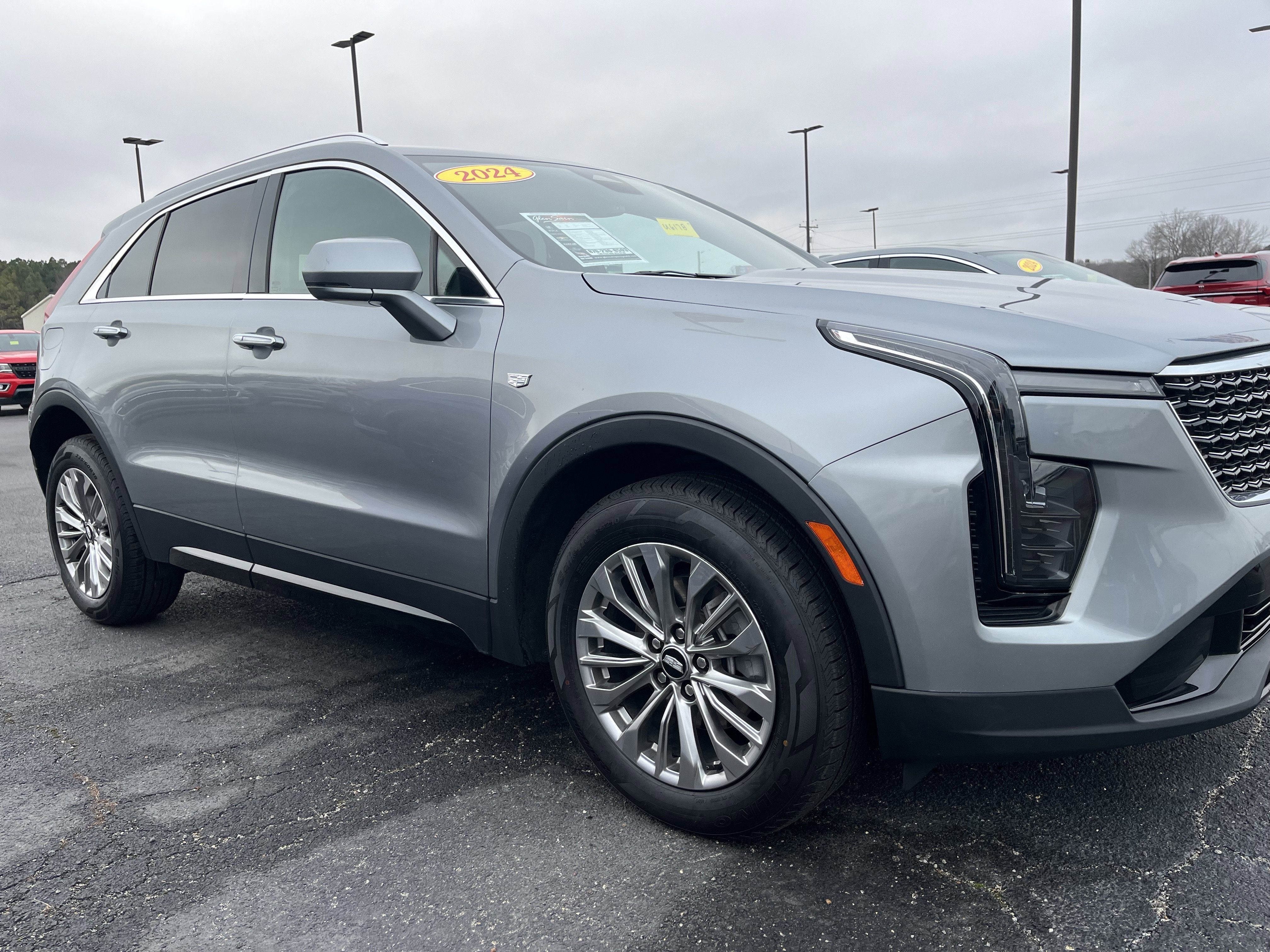 2024 Cadillac XT4 Premium Luxury