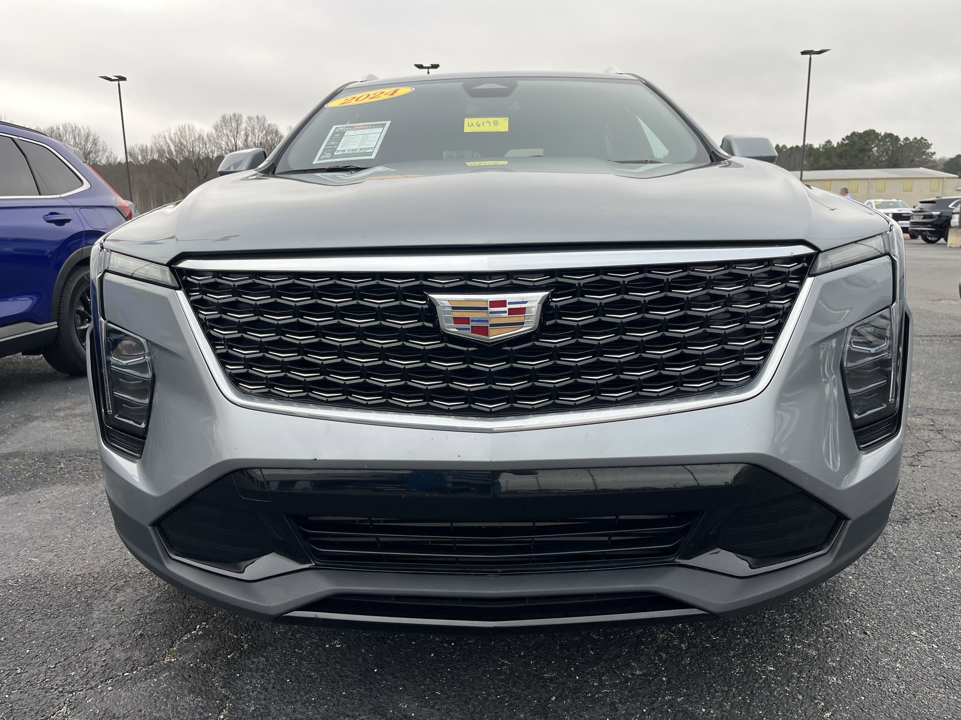 2024 Cadillac XT4 Premium Luxury