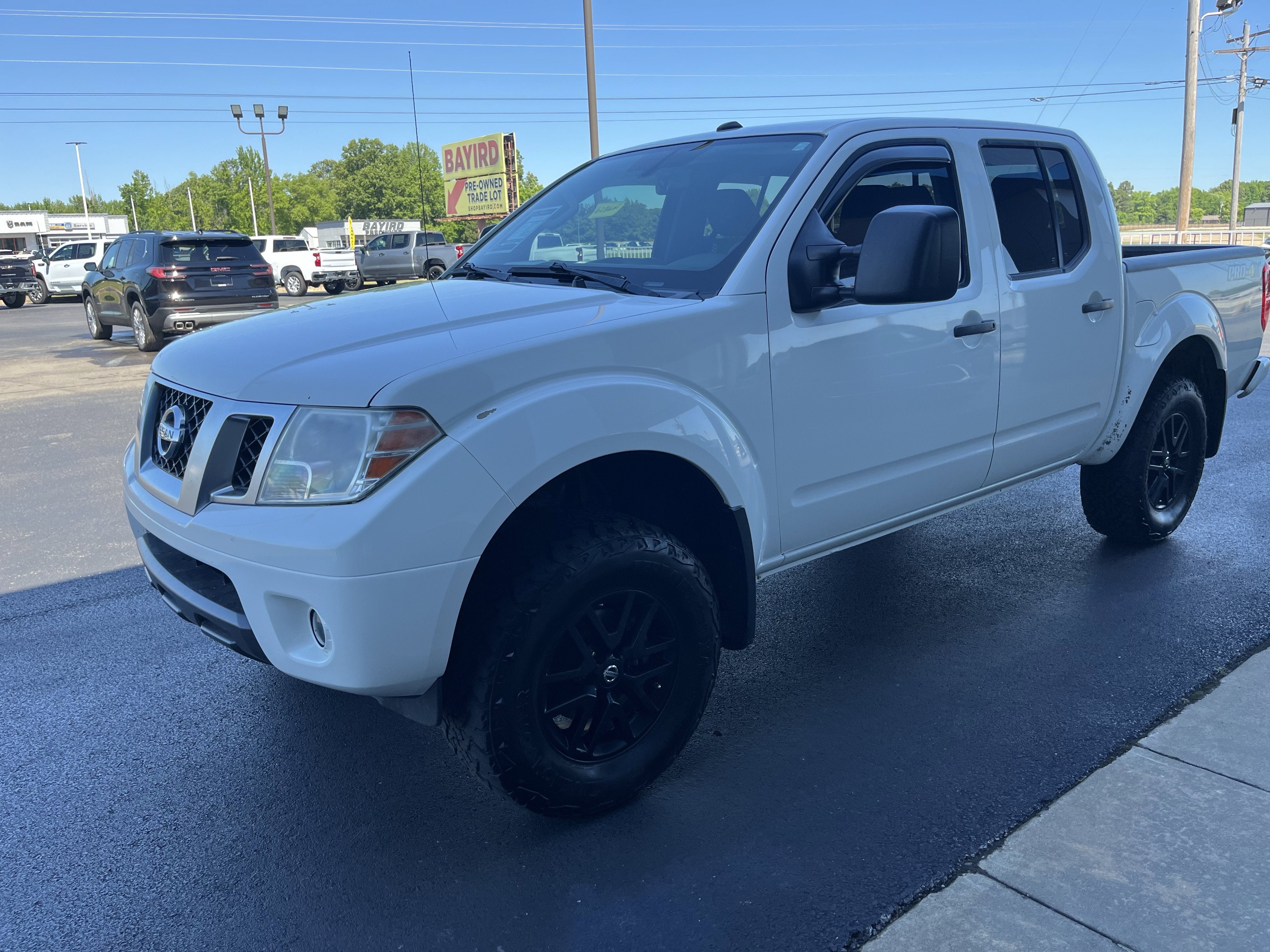 2019 Nissan Frontier 4.0 PRO-4X Crew Cab 4X4 AT's photo