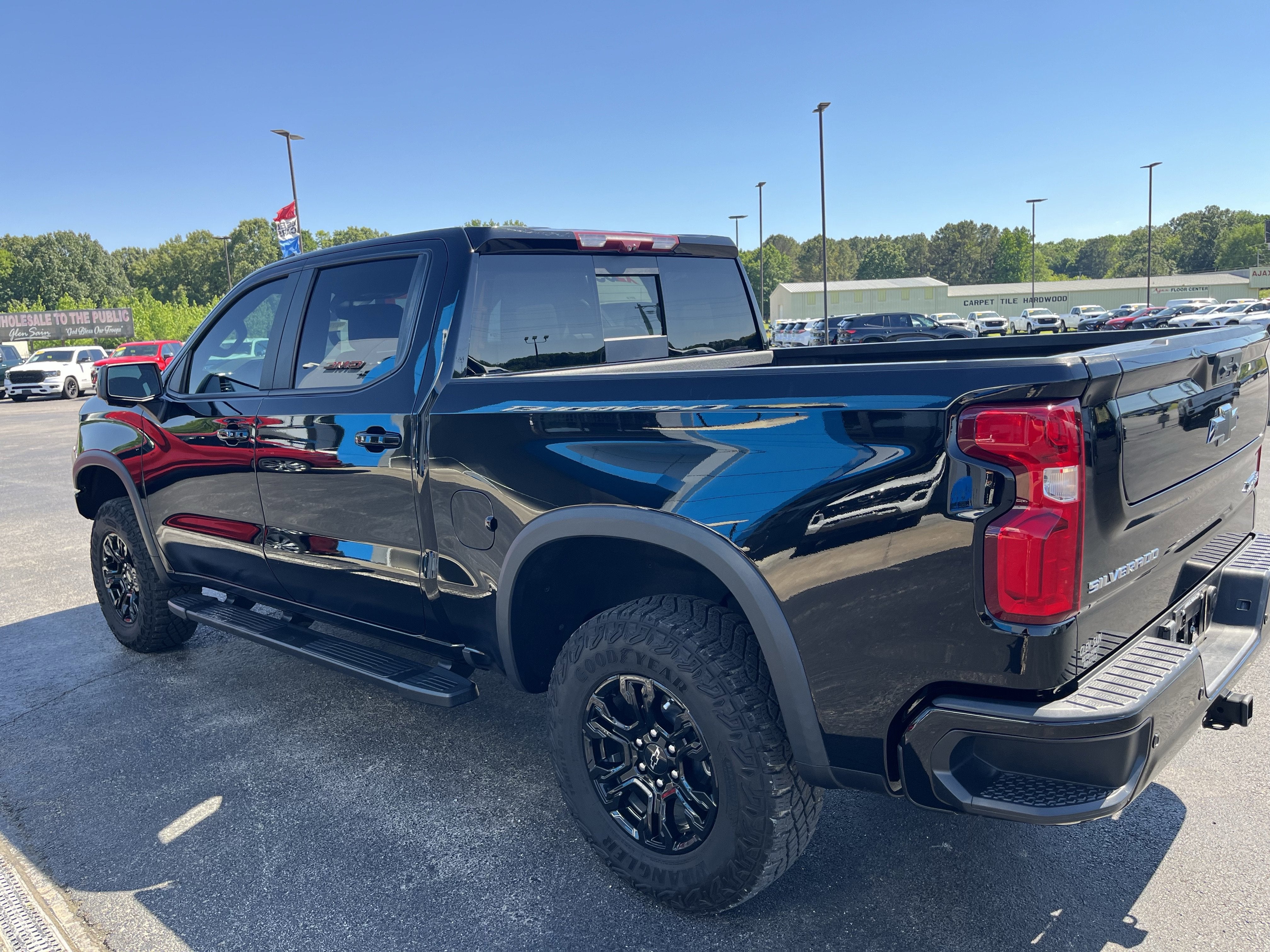 2023 Chevrolet Silverado 1500 ZR2