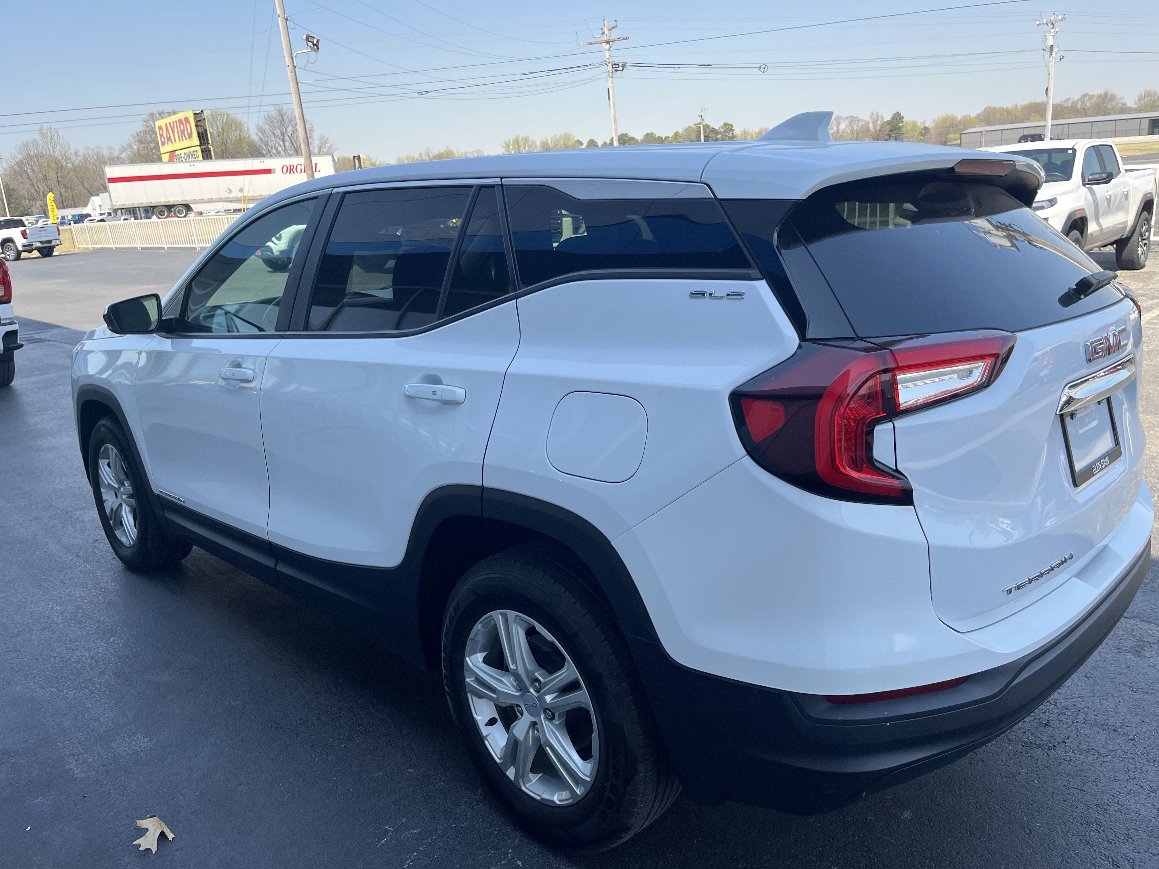 2024 GMC Terrain SLE