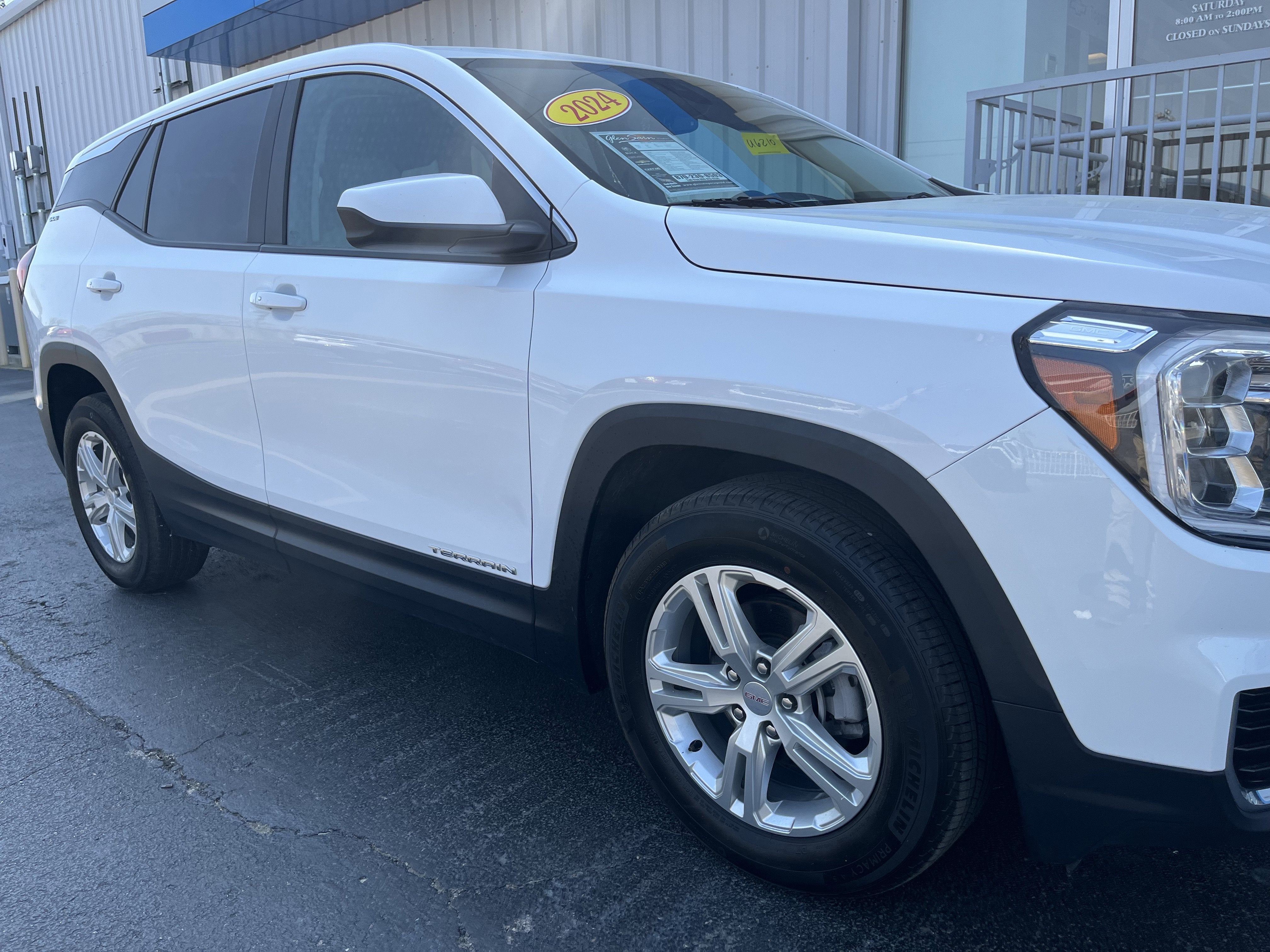 2024 GMC Terrain SLE