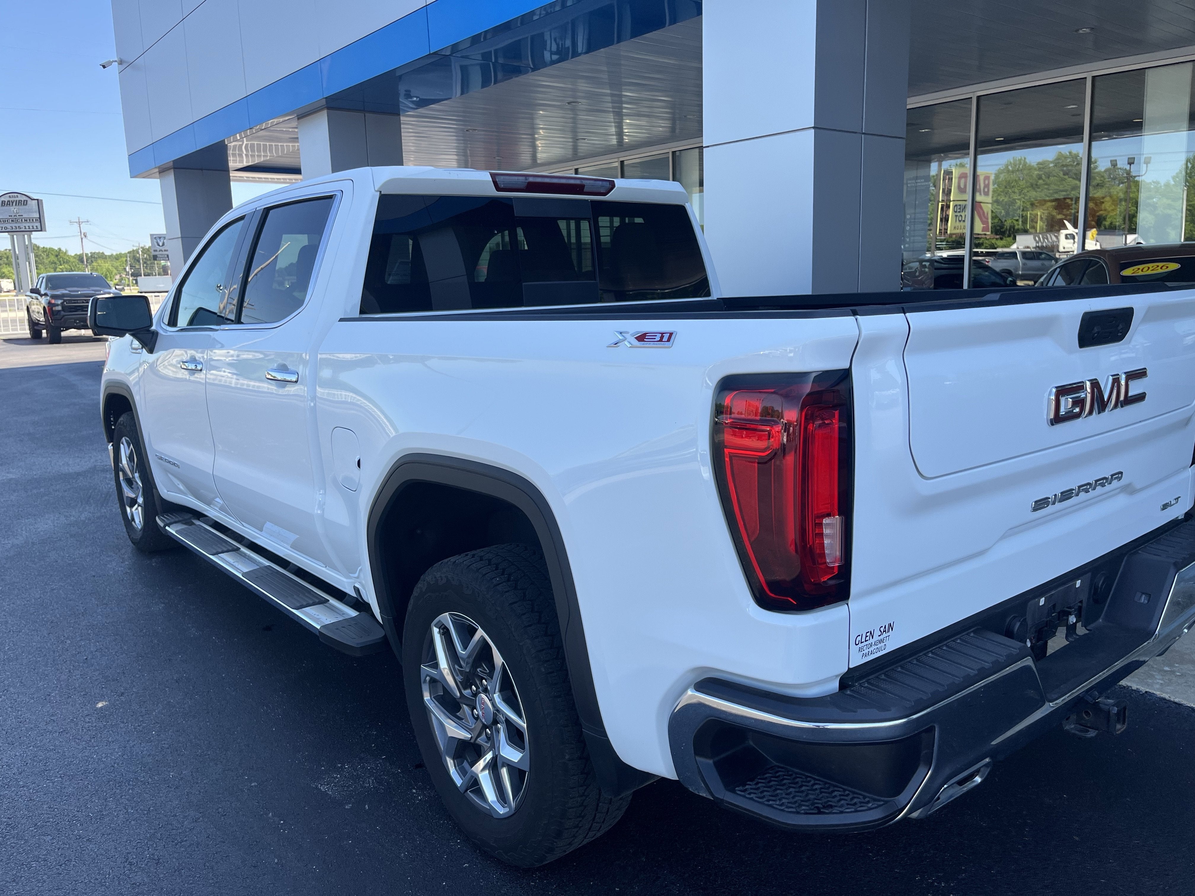 2023 GMC Sierra 1500 SLT