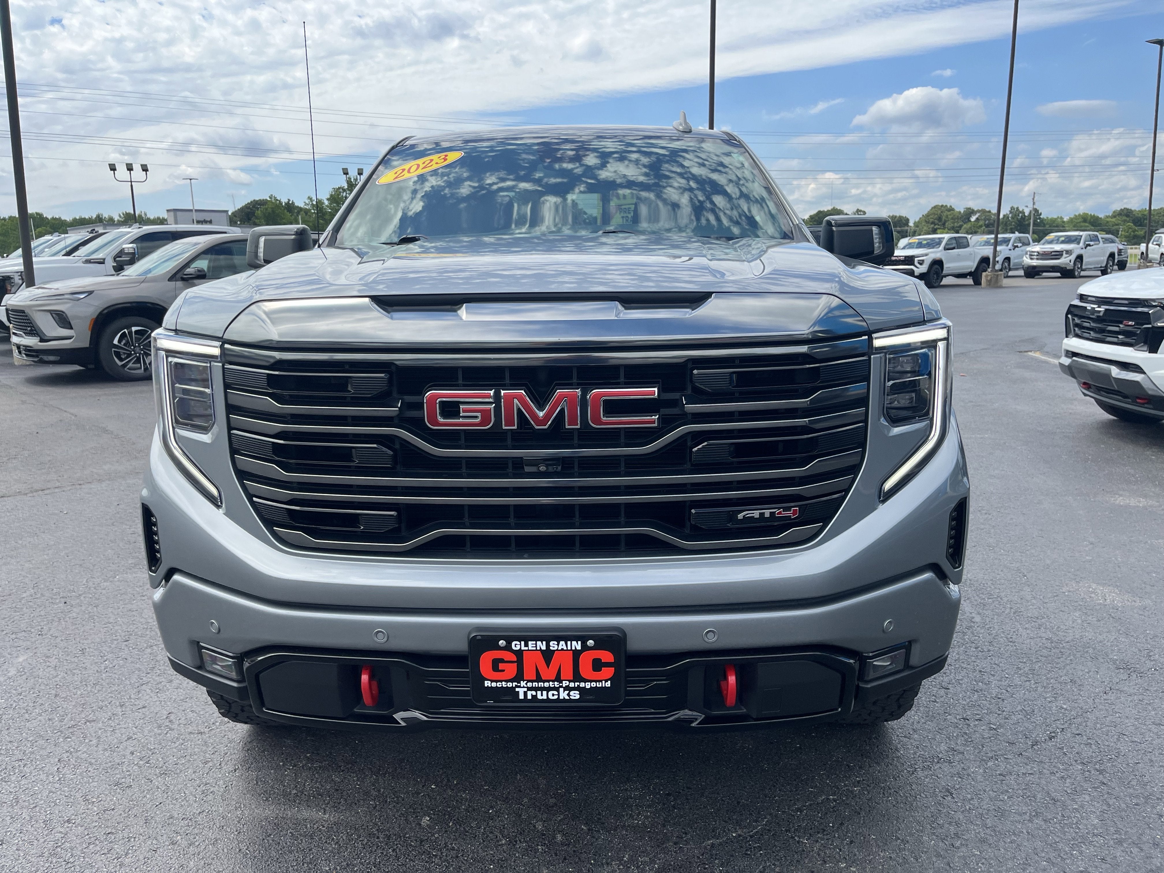 2023 GMC Sierra 1500 AT4
