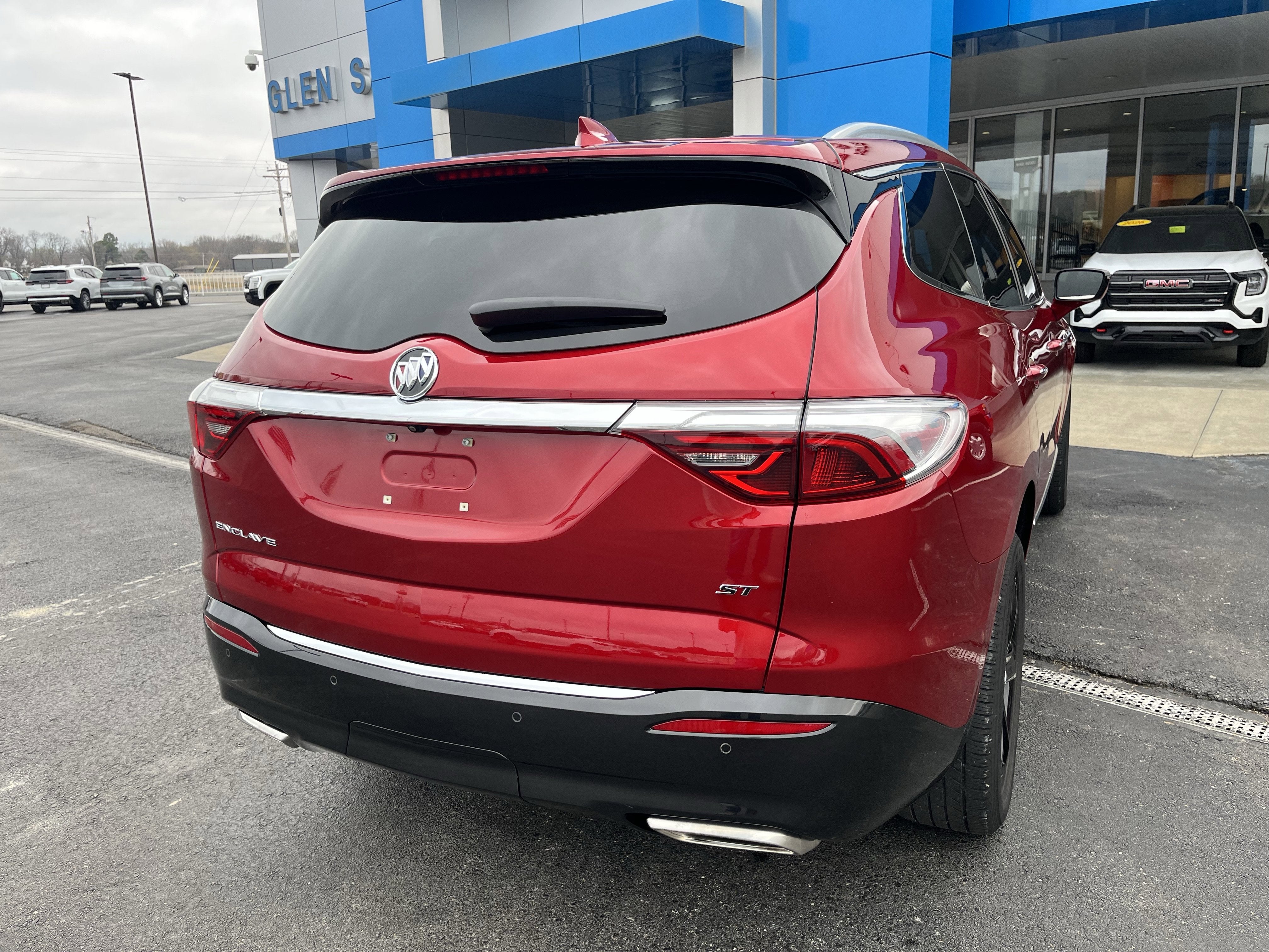 2023 Buick Enclave Essence