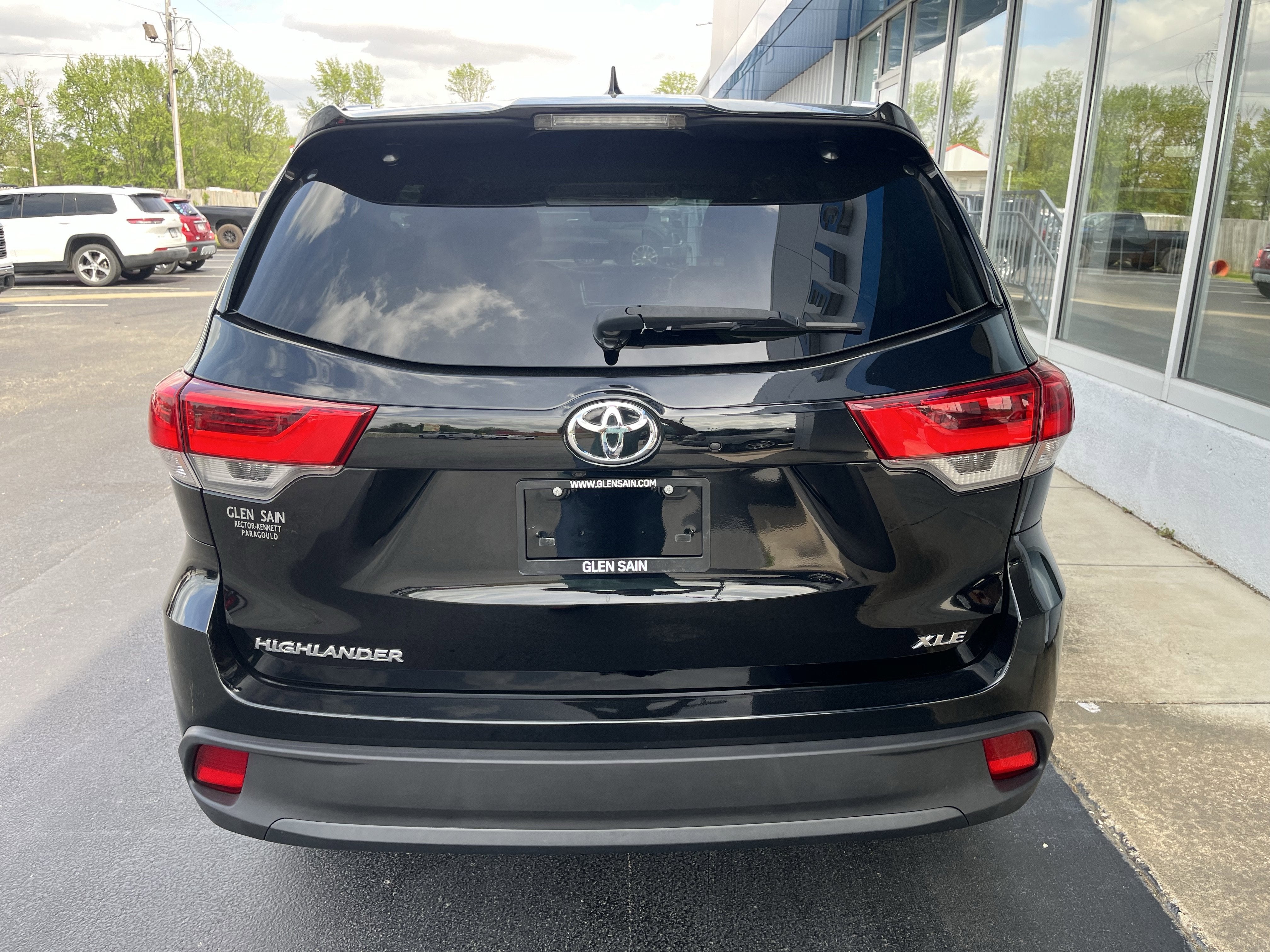2019 Toyota Highlander SE