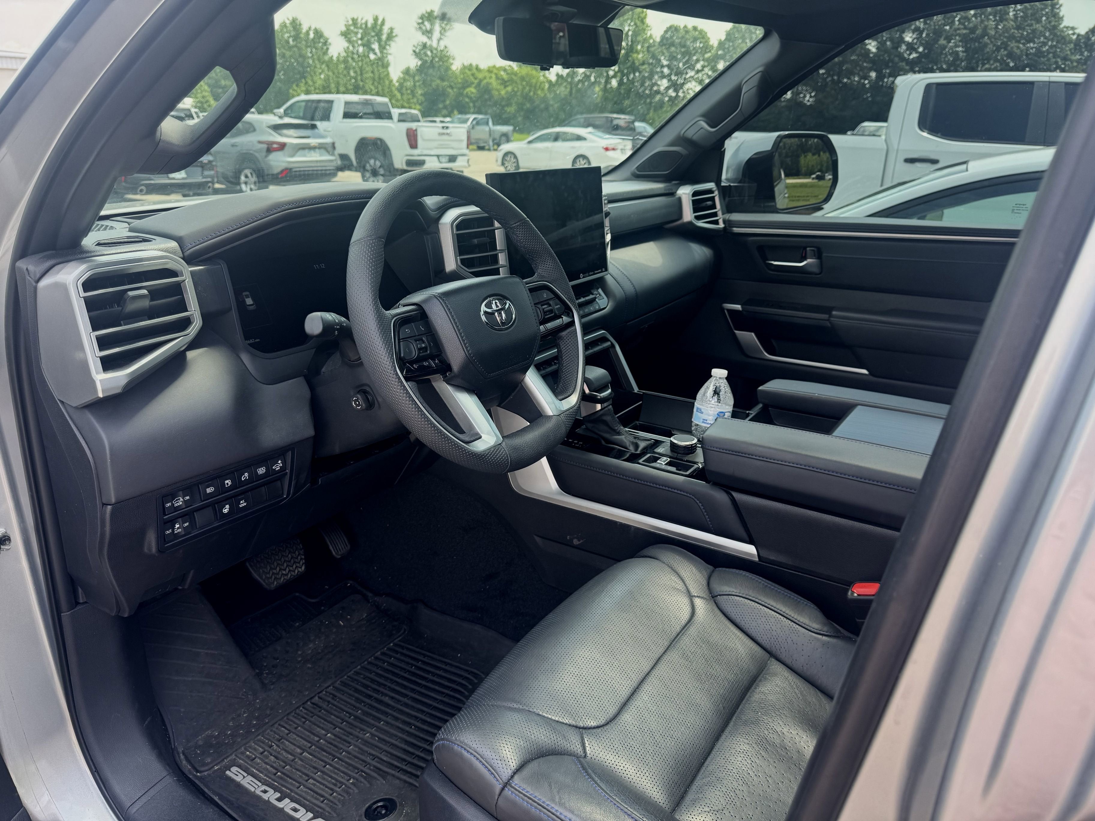2024 Toyota Sequoia SR5
